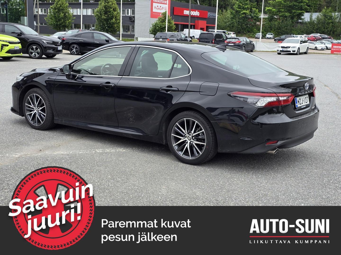 TOYOTA Camry 2021