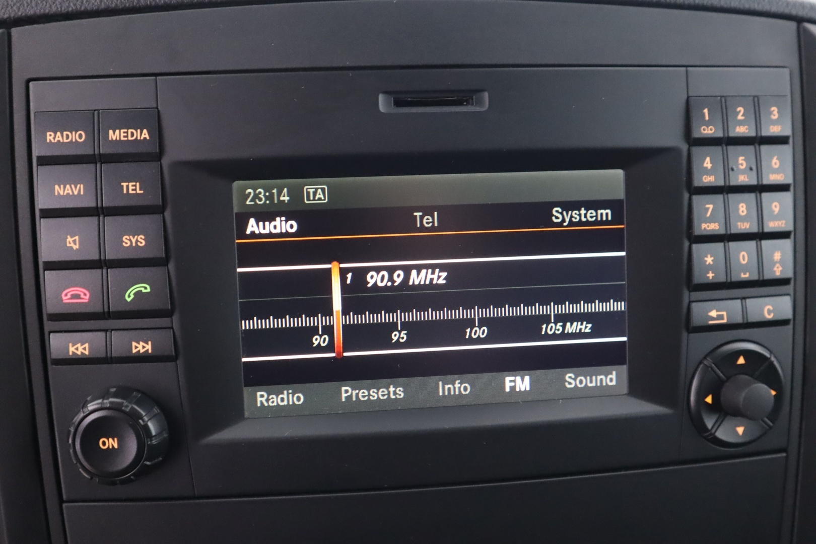 MERCEDES-BENZ Vito 2016