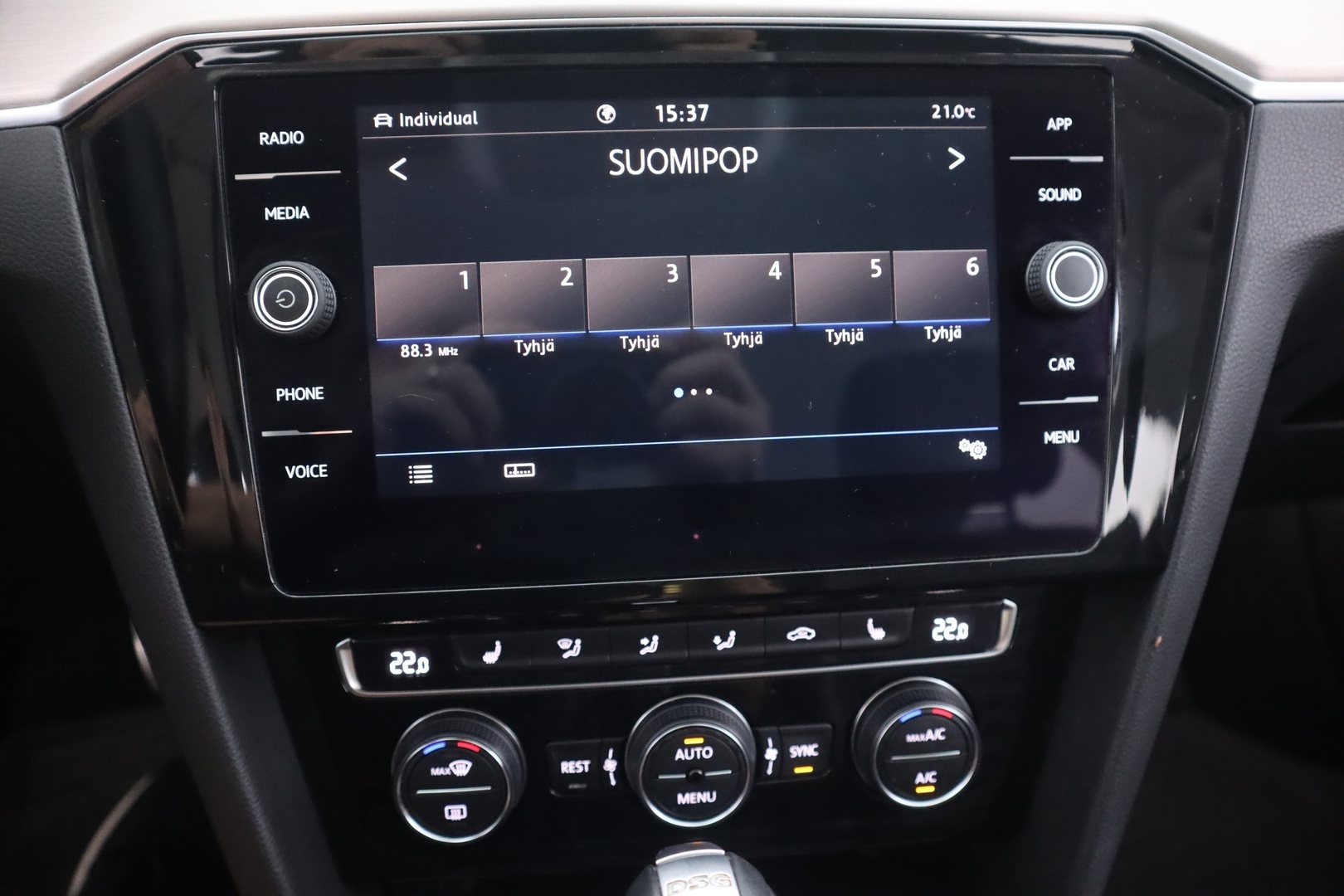 VOLKSWAGEN Passat 2019