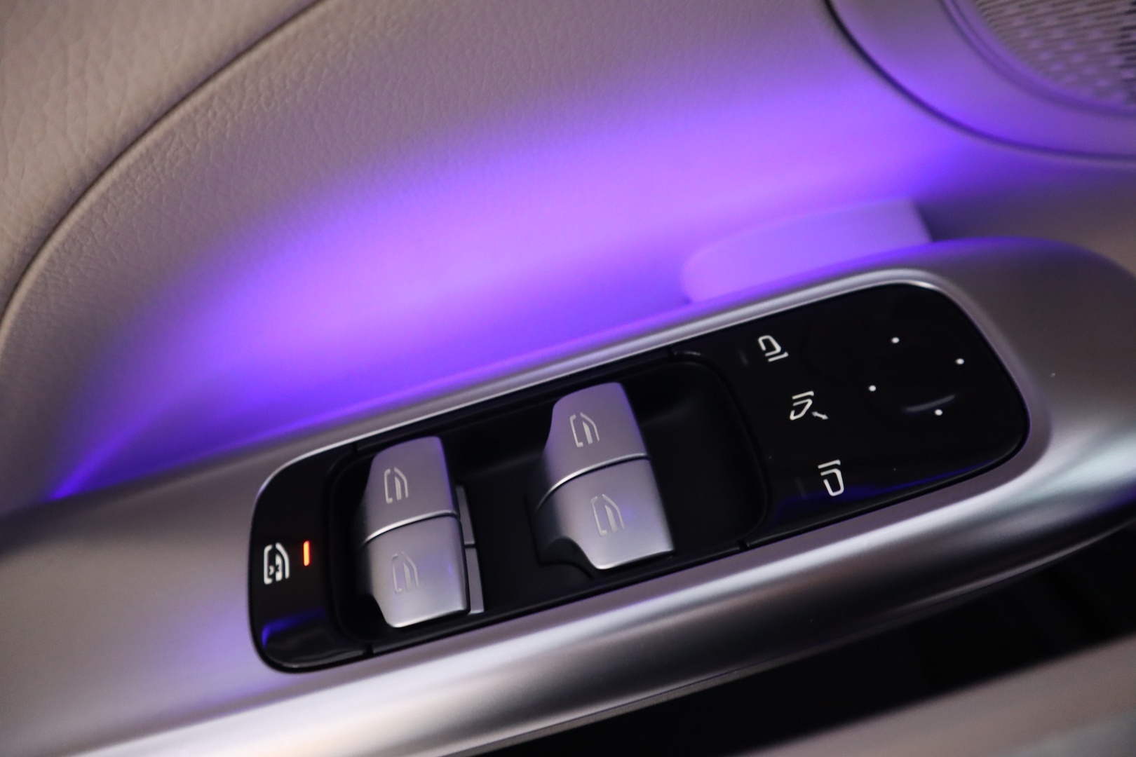 MERCEDES-BENZ C 2022