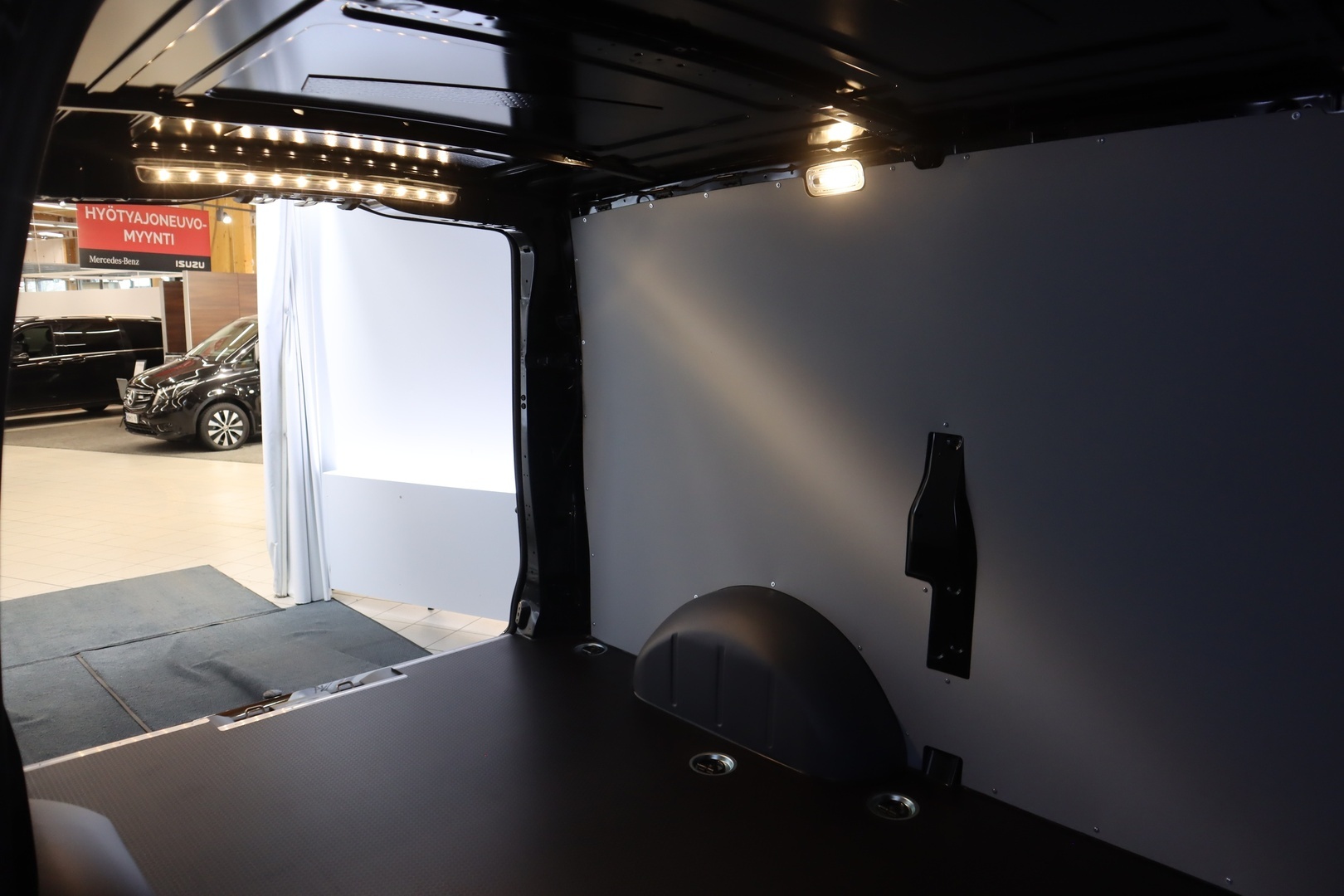 MERCEDES-BENZ Vito 2026