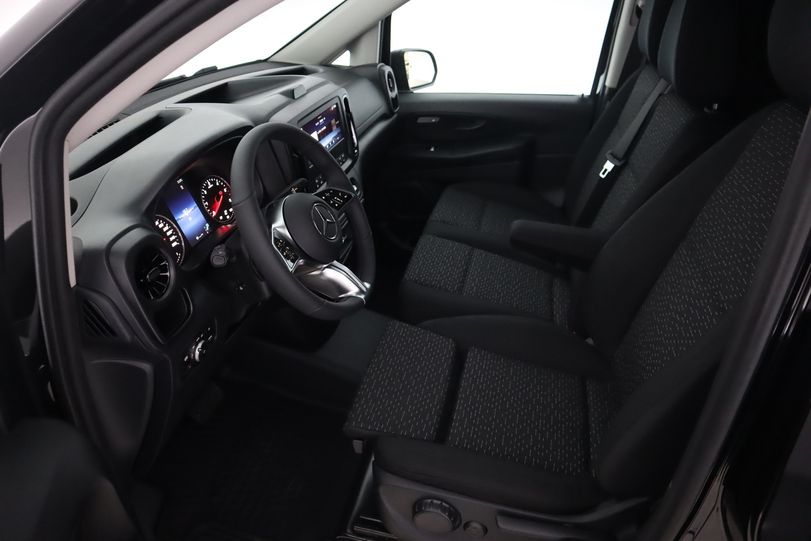 MERCEDES-BENZ Vito 2026