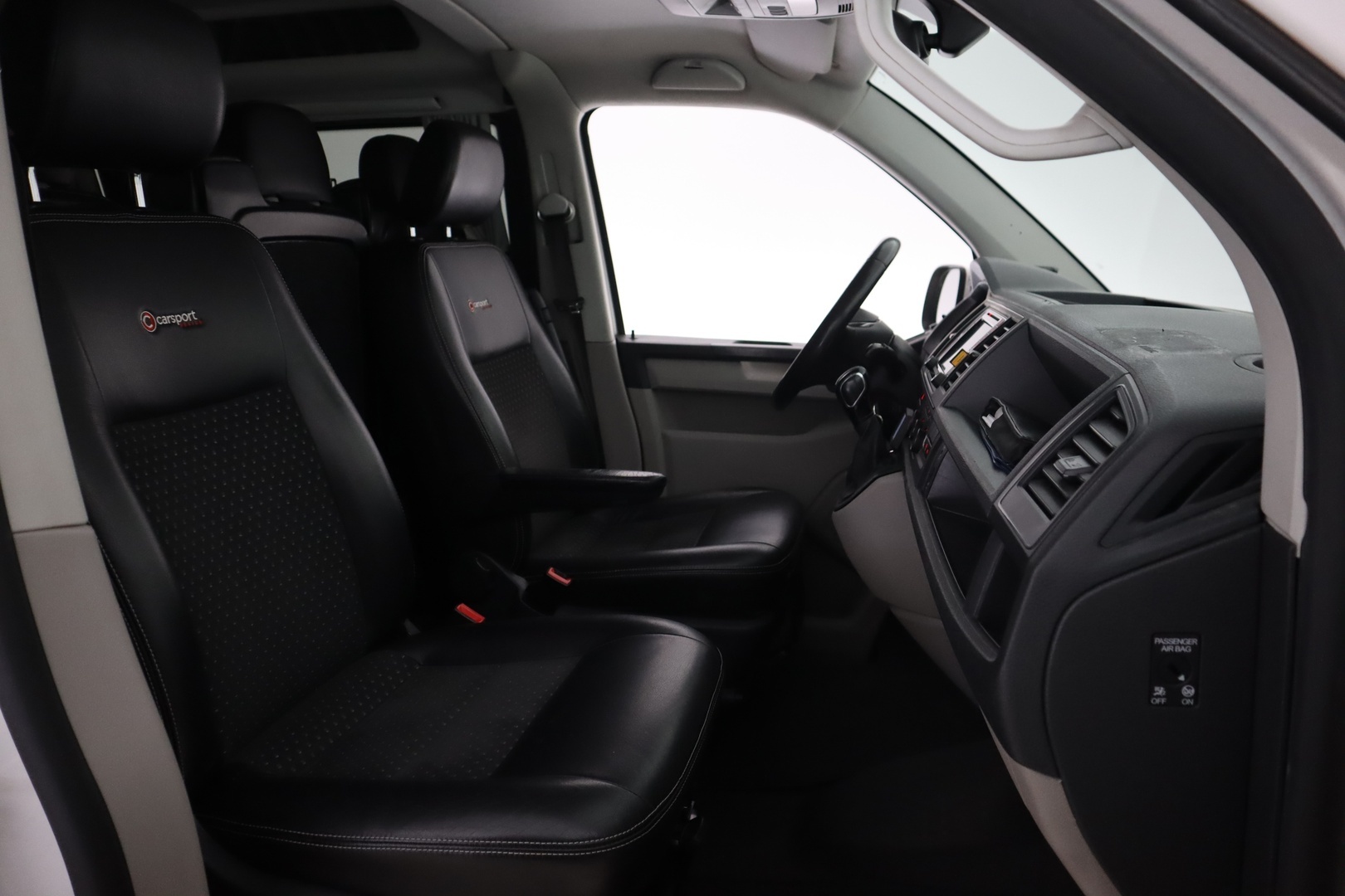 VOLKSWAGEN Transporter 2017