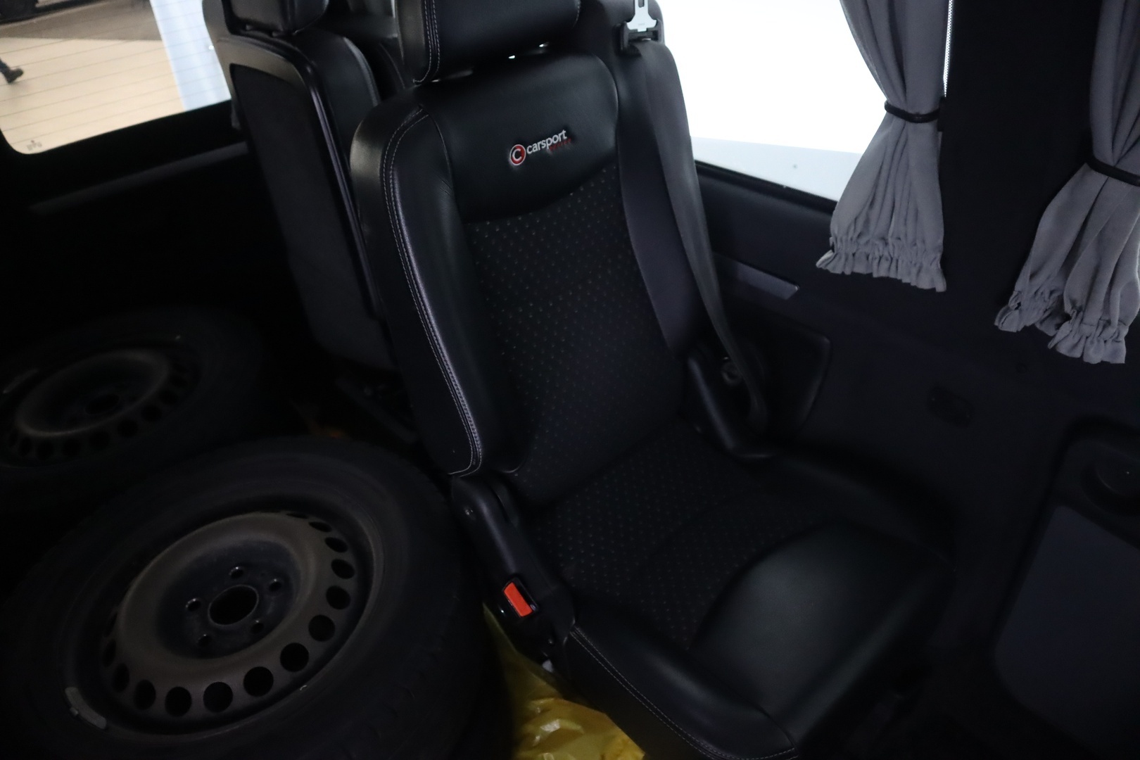 VOLKSWAGEN Transporter 2017