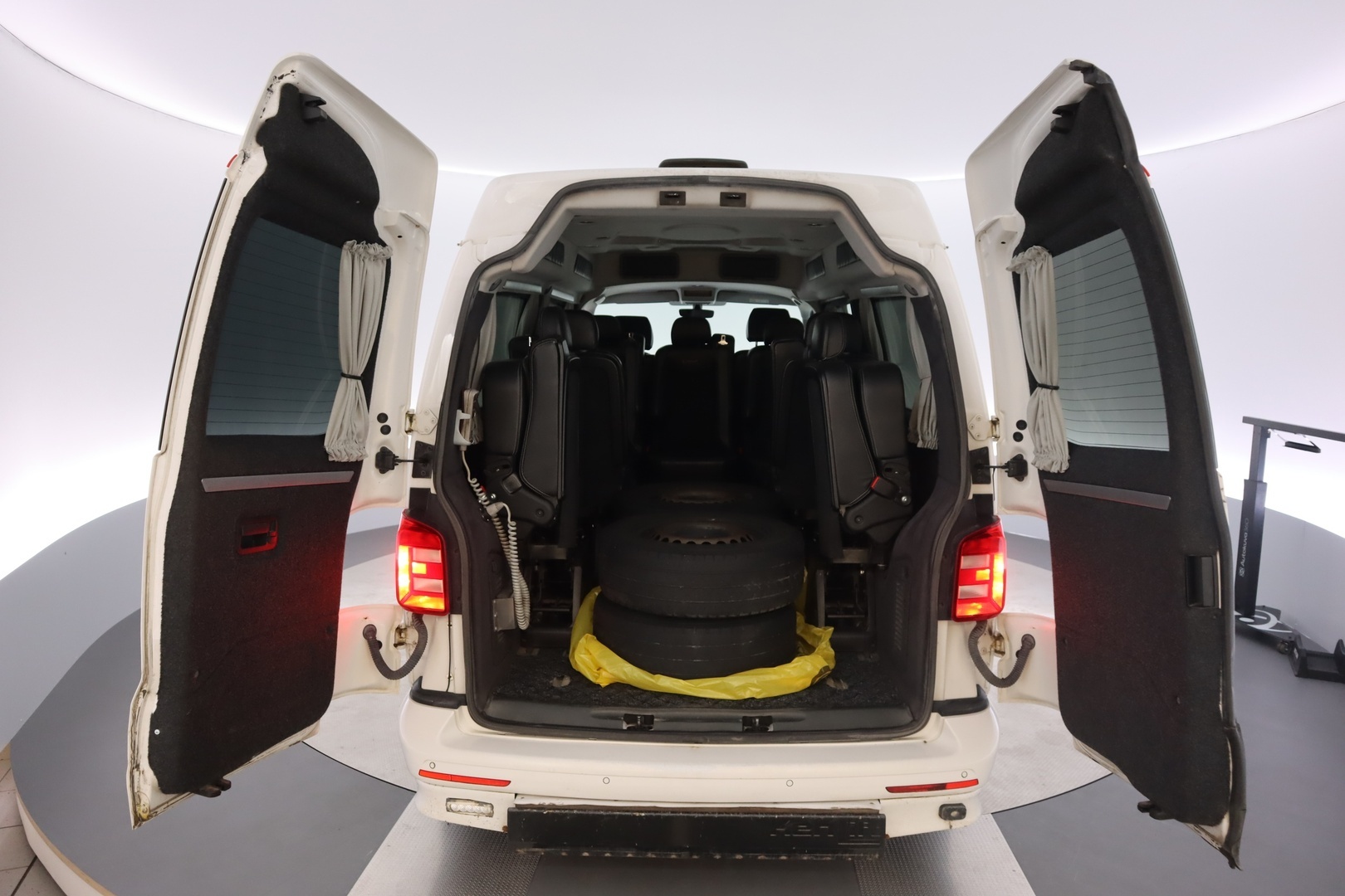 VOLKSWAGEN Transporter 2017