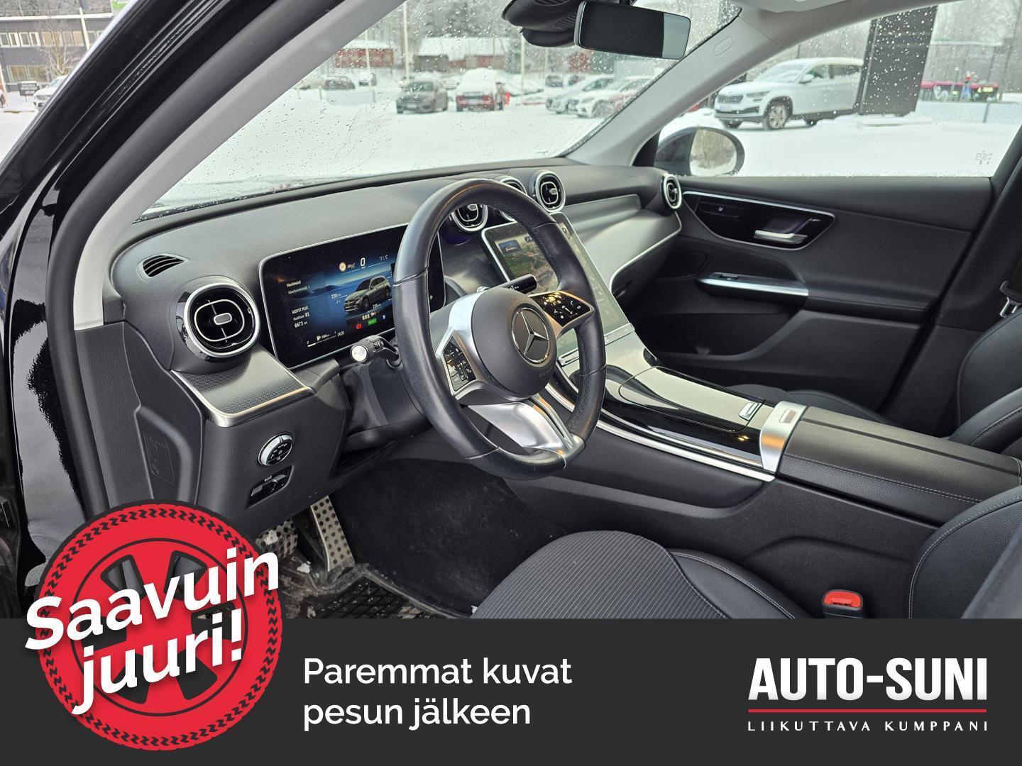 MERCEDES-BENZ GLC 2023