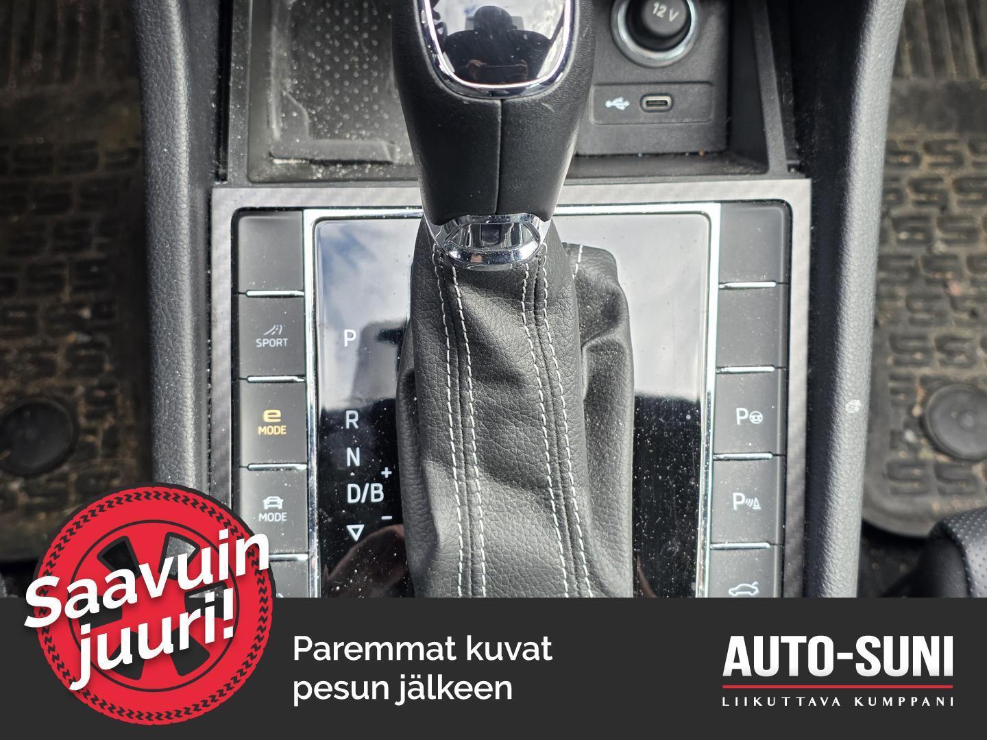 SKODA Superb 2024