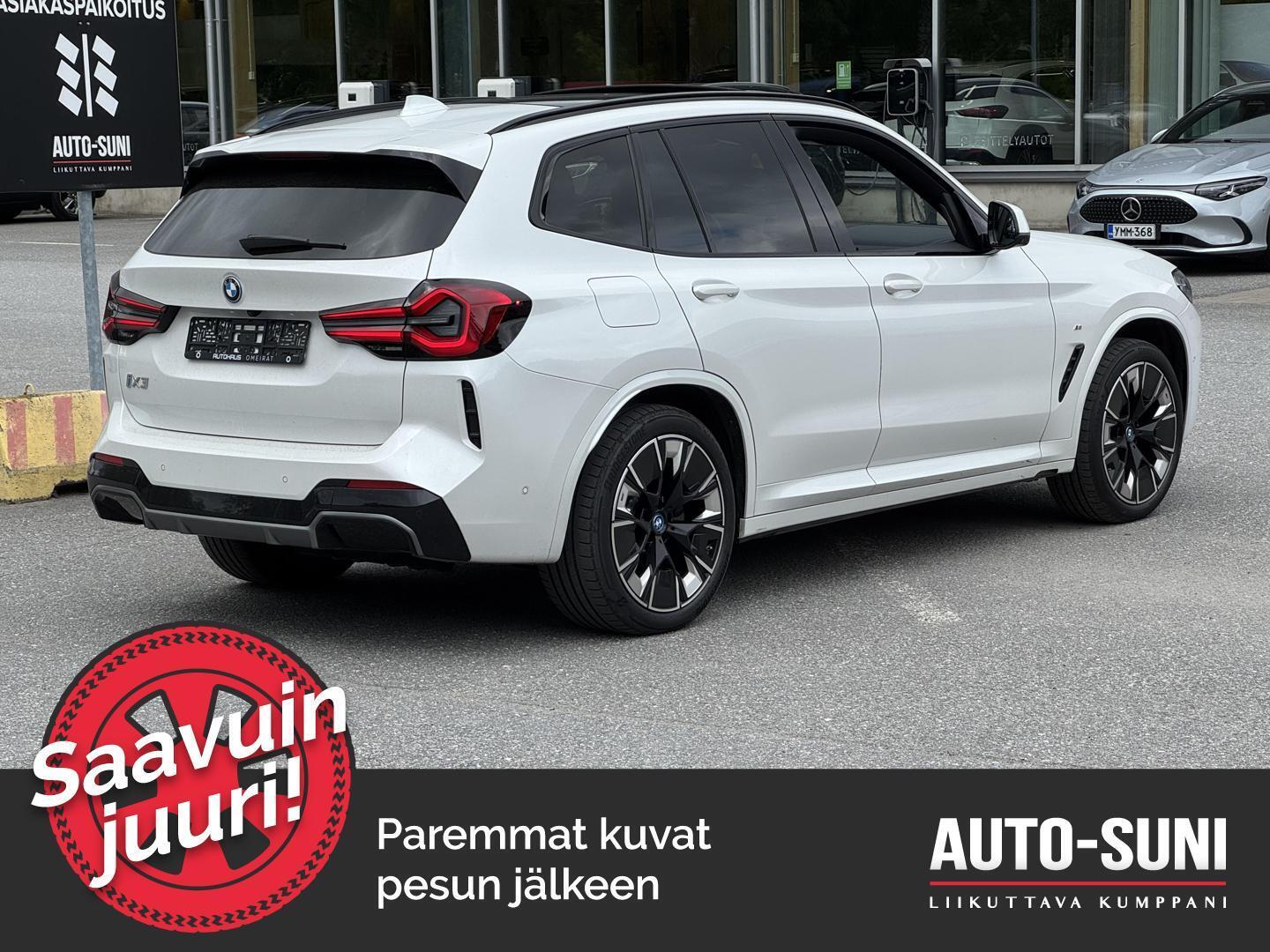 BMW iX3 2023