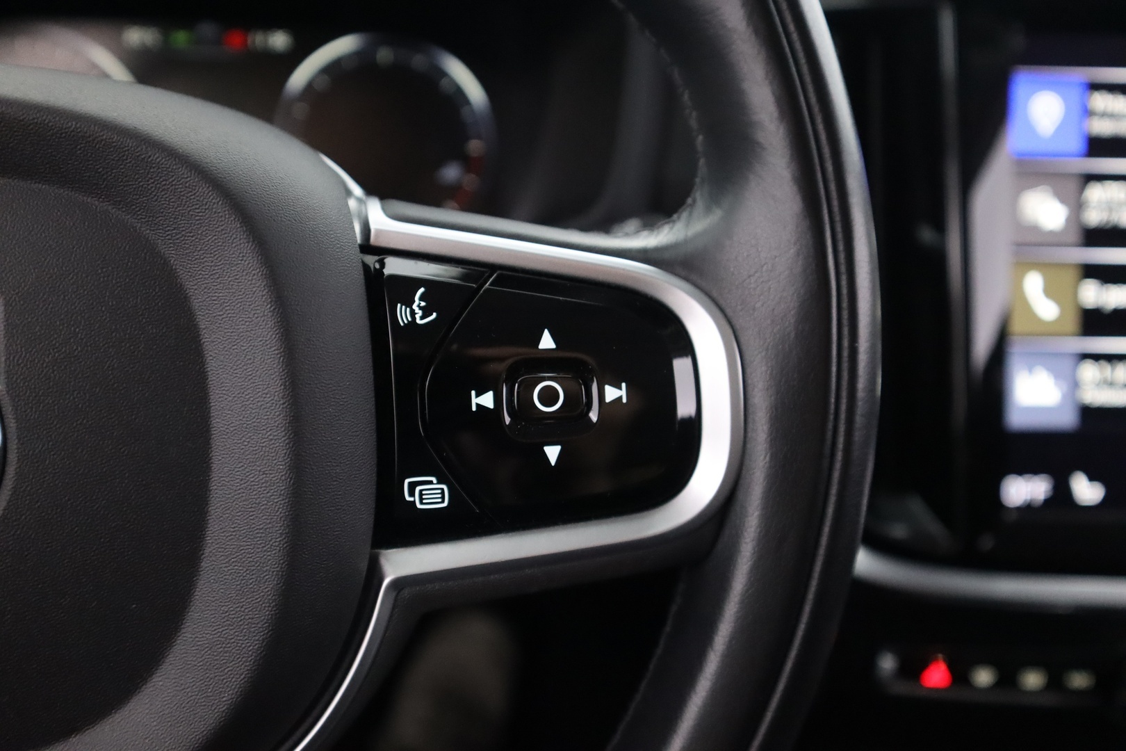 VOLVO V60 2019