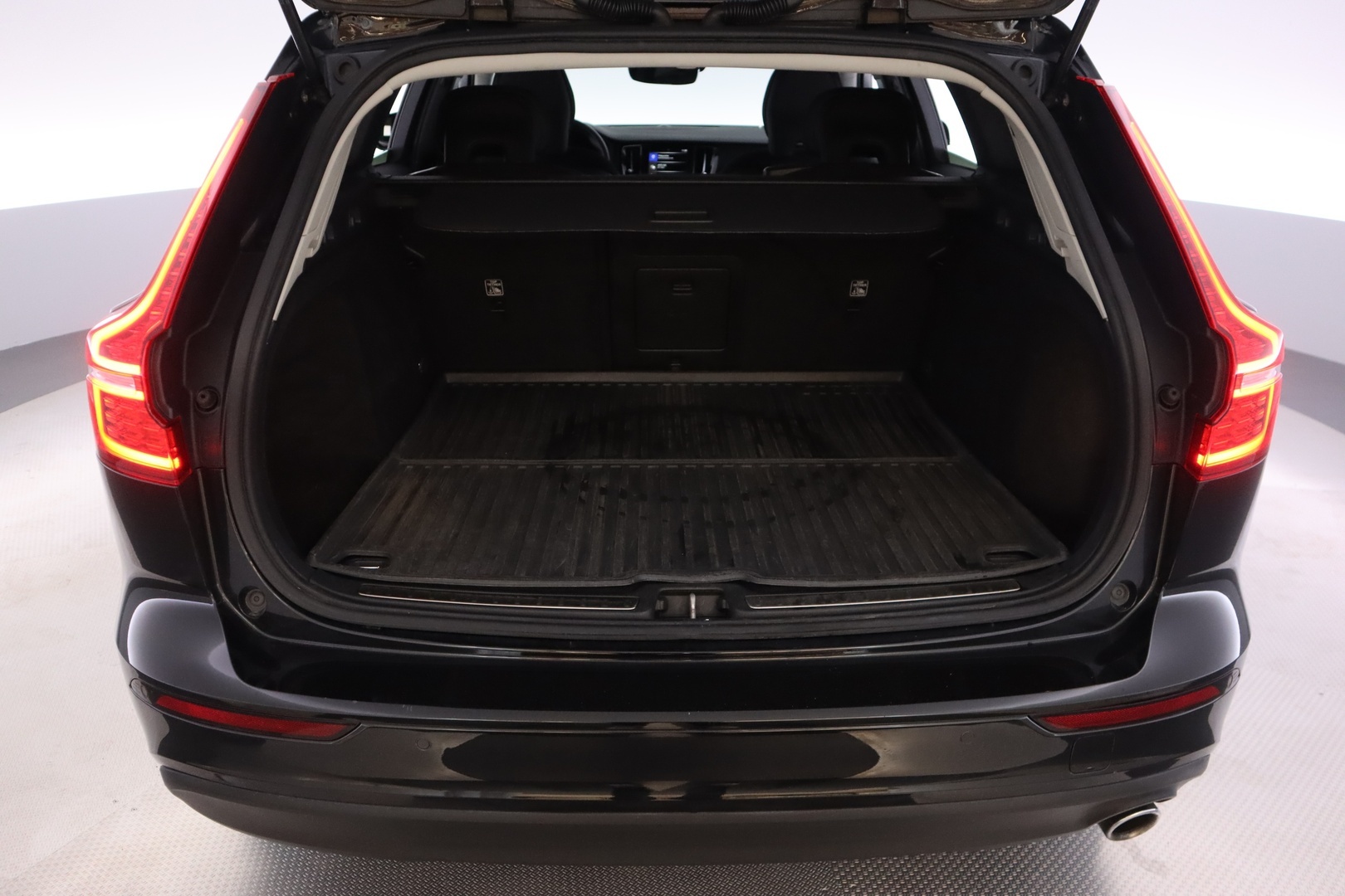 VOLVO V60 2019
