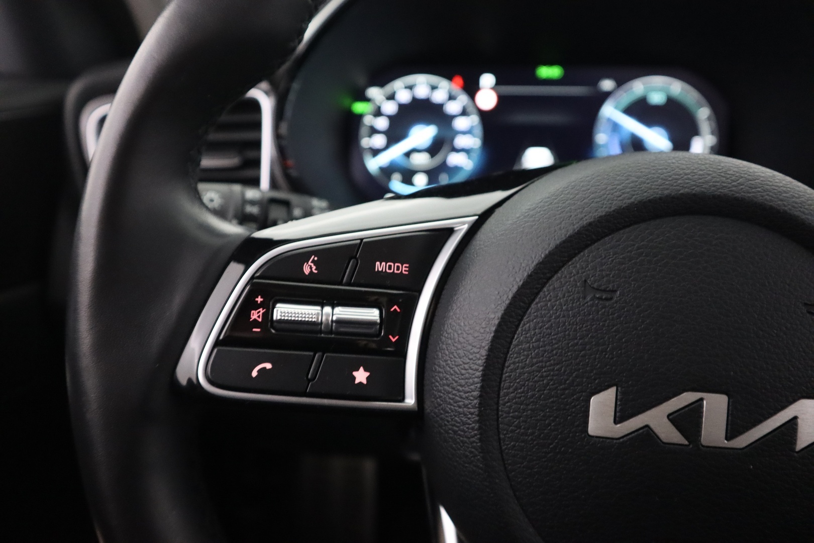 KIA XCeed 2025