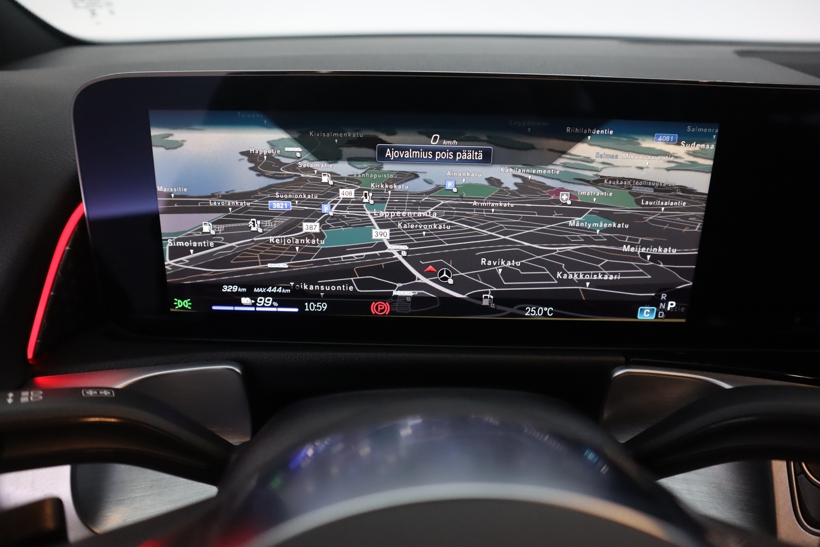 MERCEDES-BENZ EQB 2025