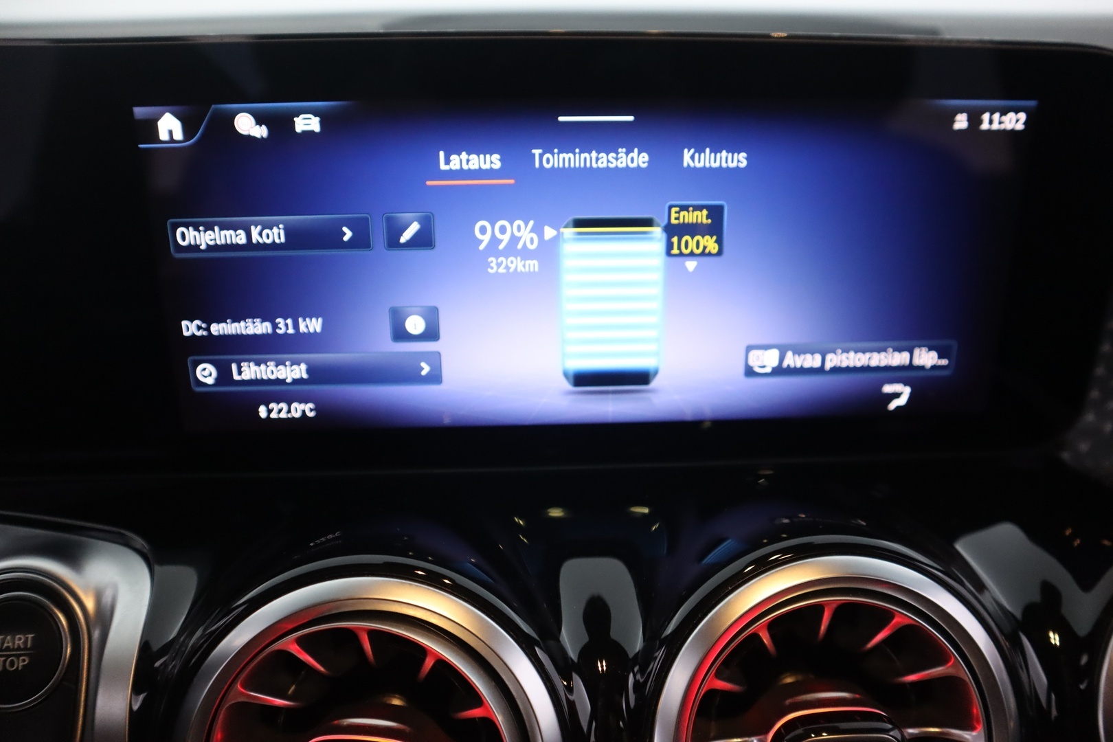 MERCEDES-BENZ EQB 2025