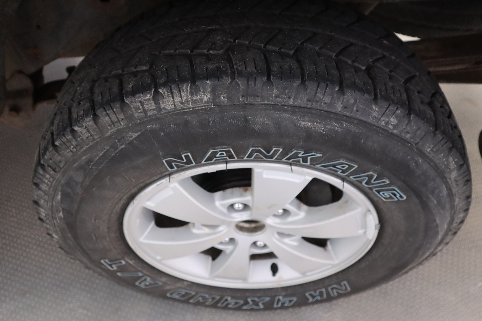 MITSUBISHI L200 2006