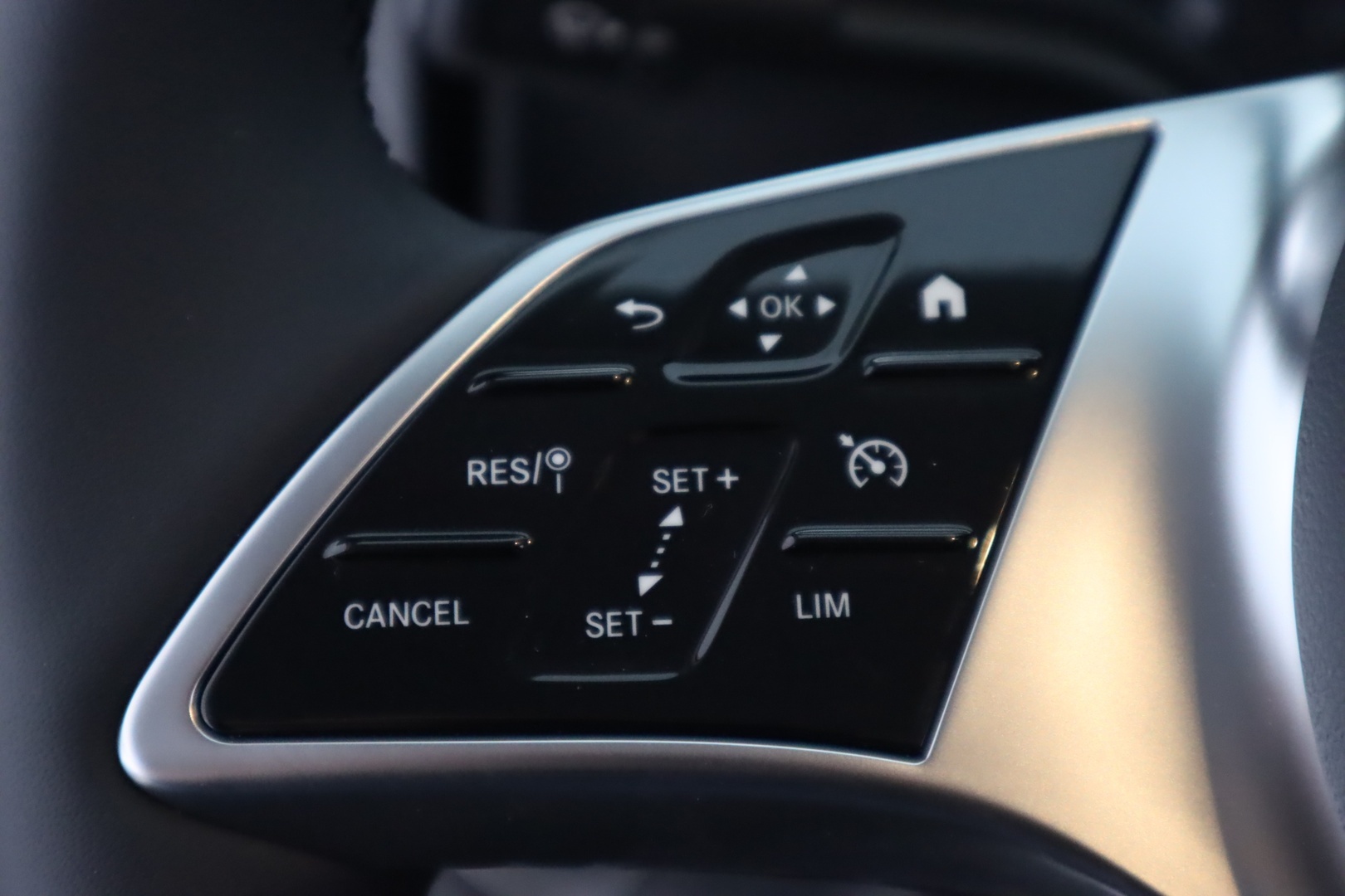 MERCEDES-BENZ Vito 2025