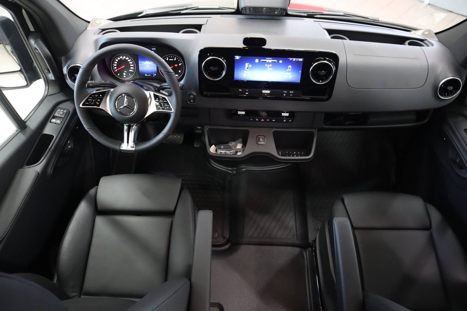 MERCEDES-BENZ Sprinter 2026