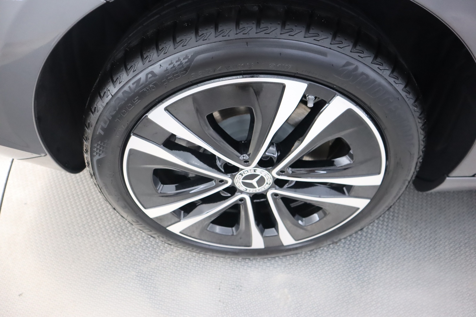 MERCEDES-BENZ CLA 2025