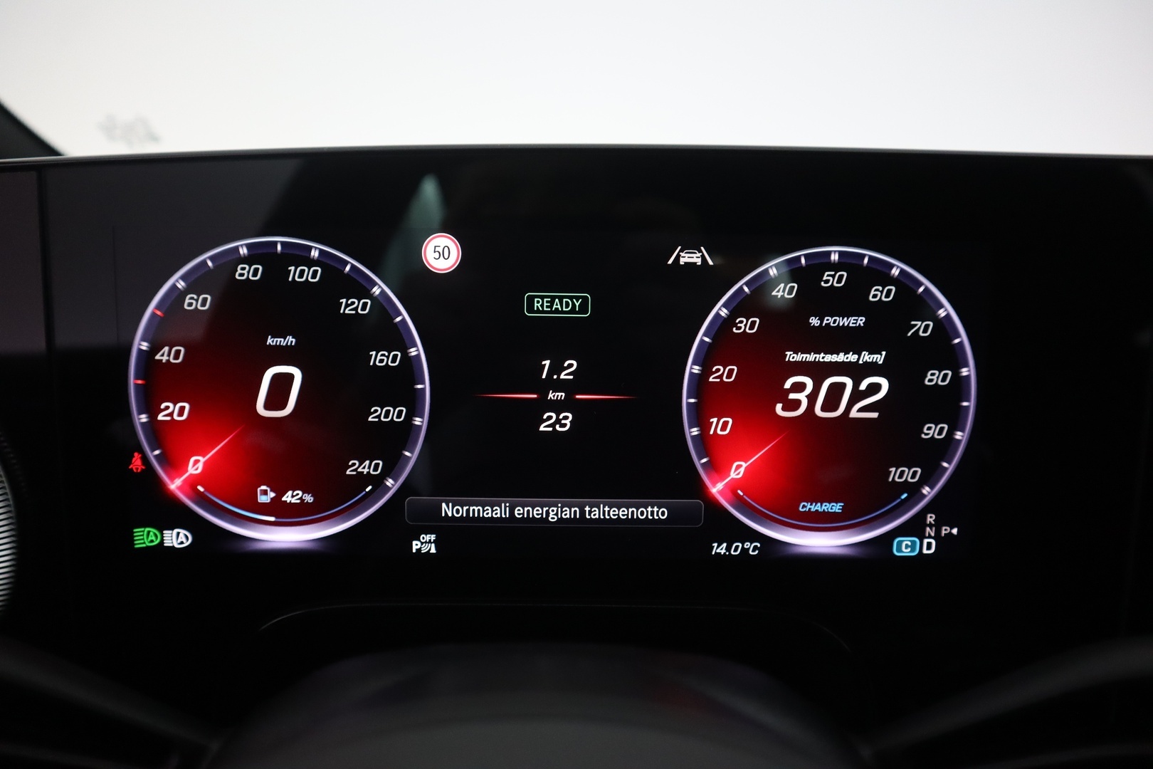 MERCEDES-BENZ C 2026