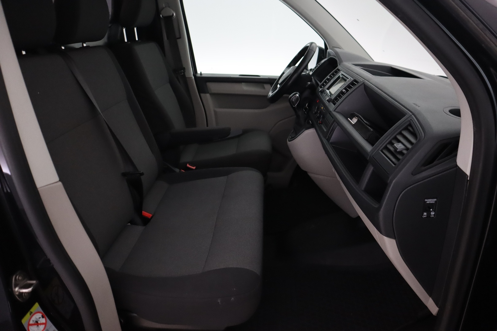 VOLKSWAGEN Transporter 2017