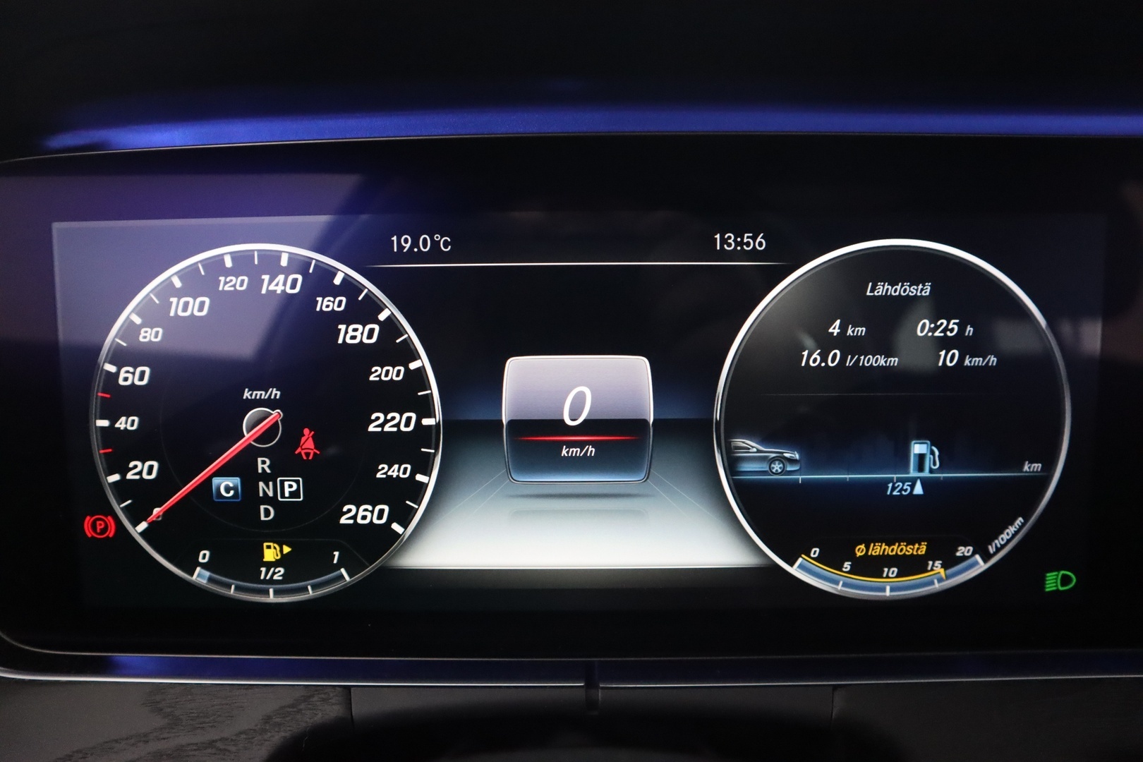 MERCEDES-BENZ E 2017