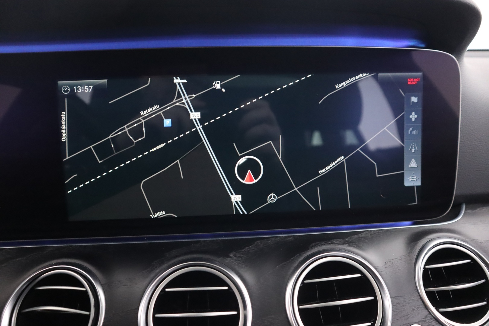 MERCEDES-BENZ E 2017