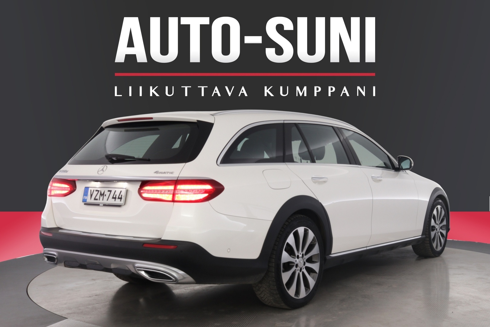 MERCEDES-BENZ E 2017