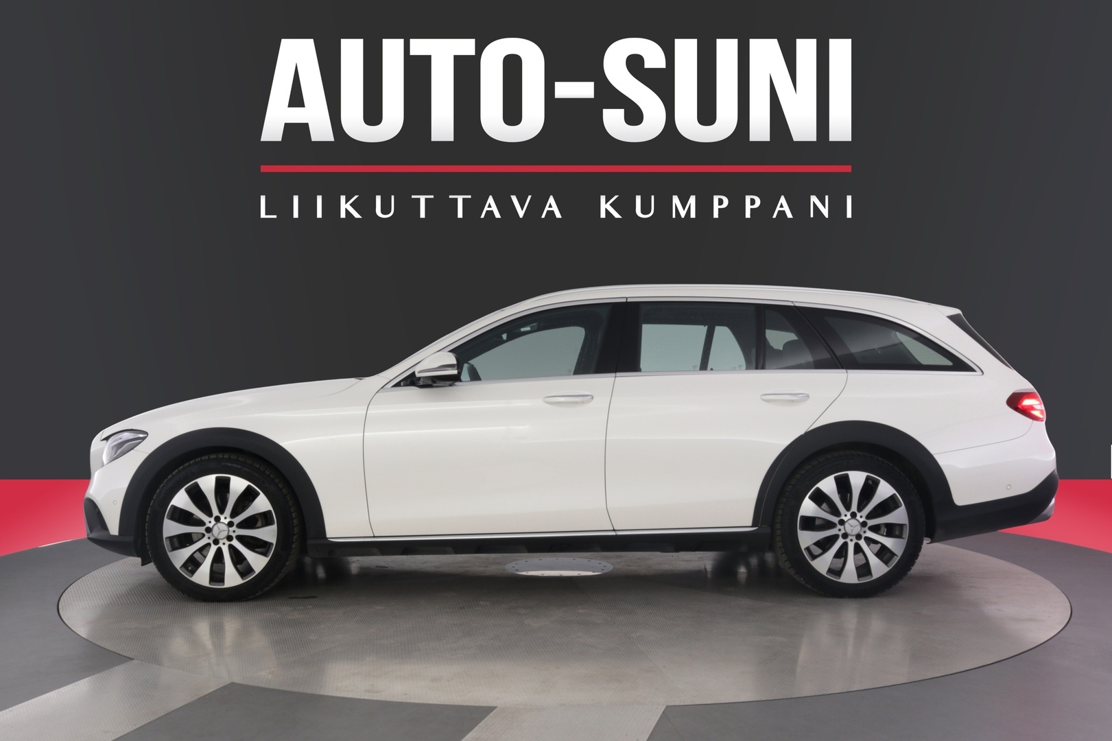 MERCEDES-BENZ E 2017