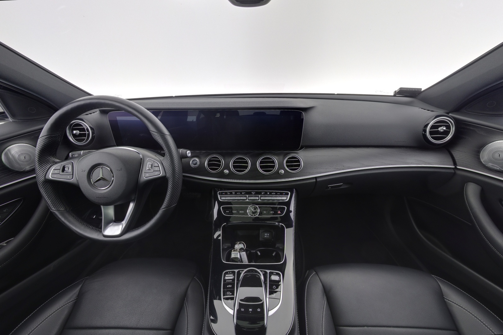 MERCEDES-BENZ E 2017