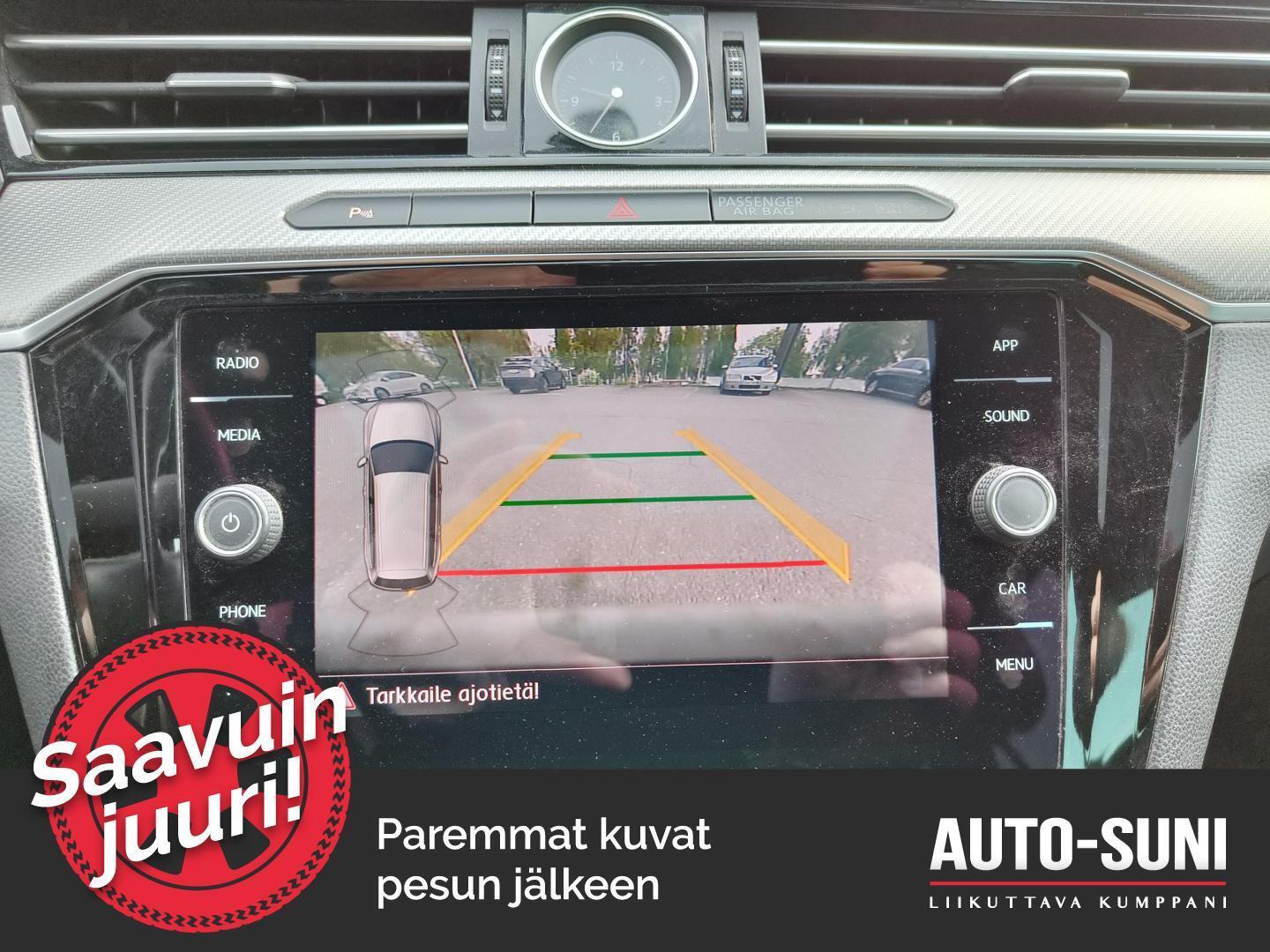 VOLKSWAGEN Passat 2017