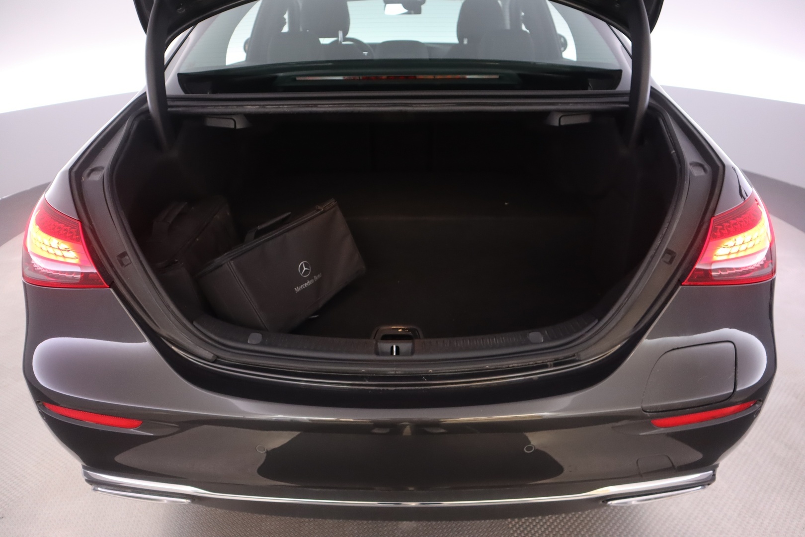 MERCEDES-BENZ E 2021