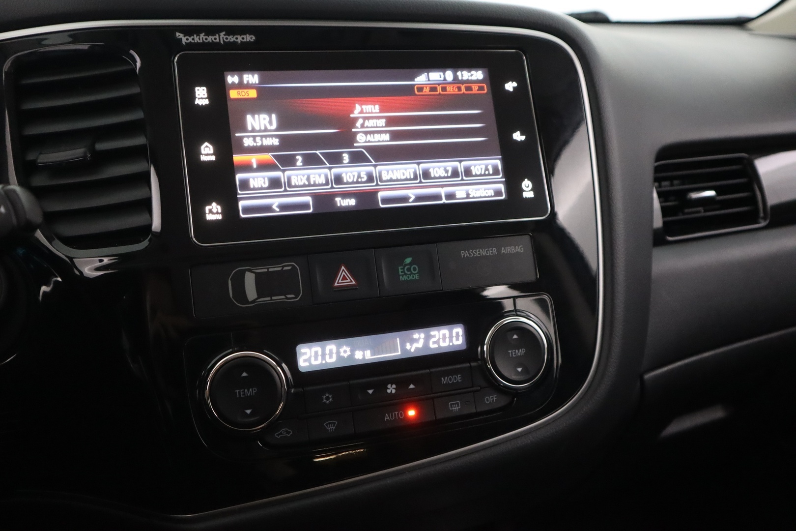 MITSUBISHI Outlander PHEV 2018