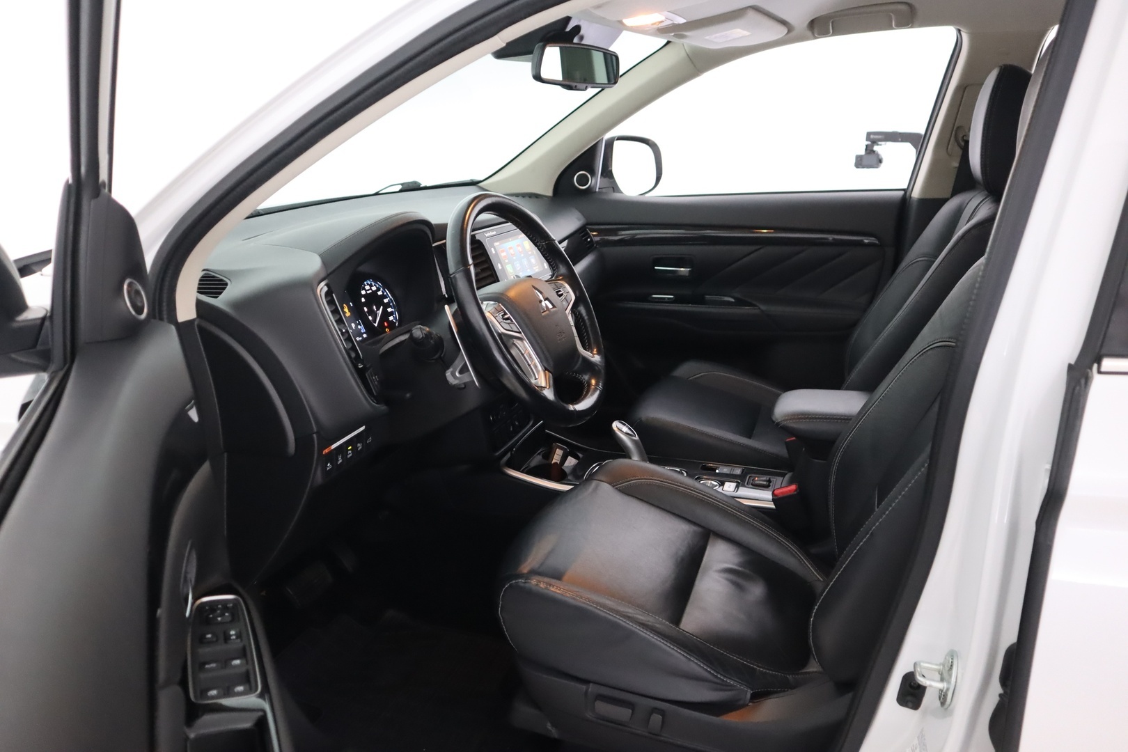 MITSUBISHI Outlander PHEV 2018