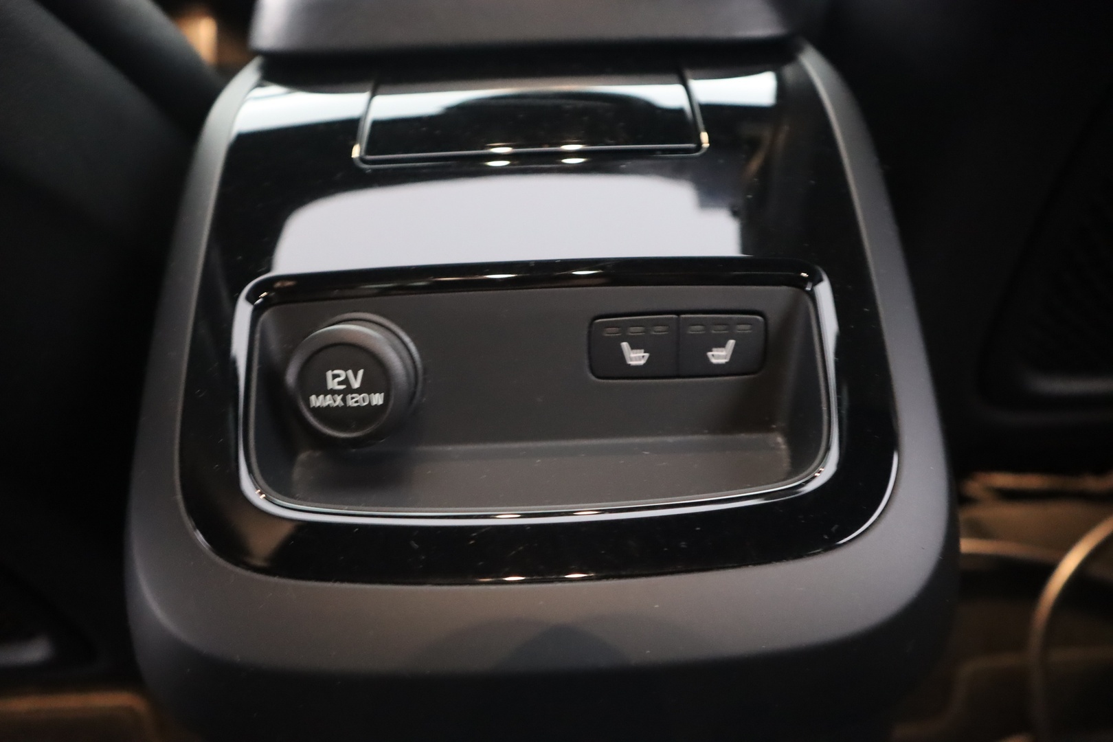 VOLVO S90 2018