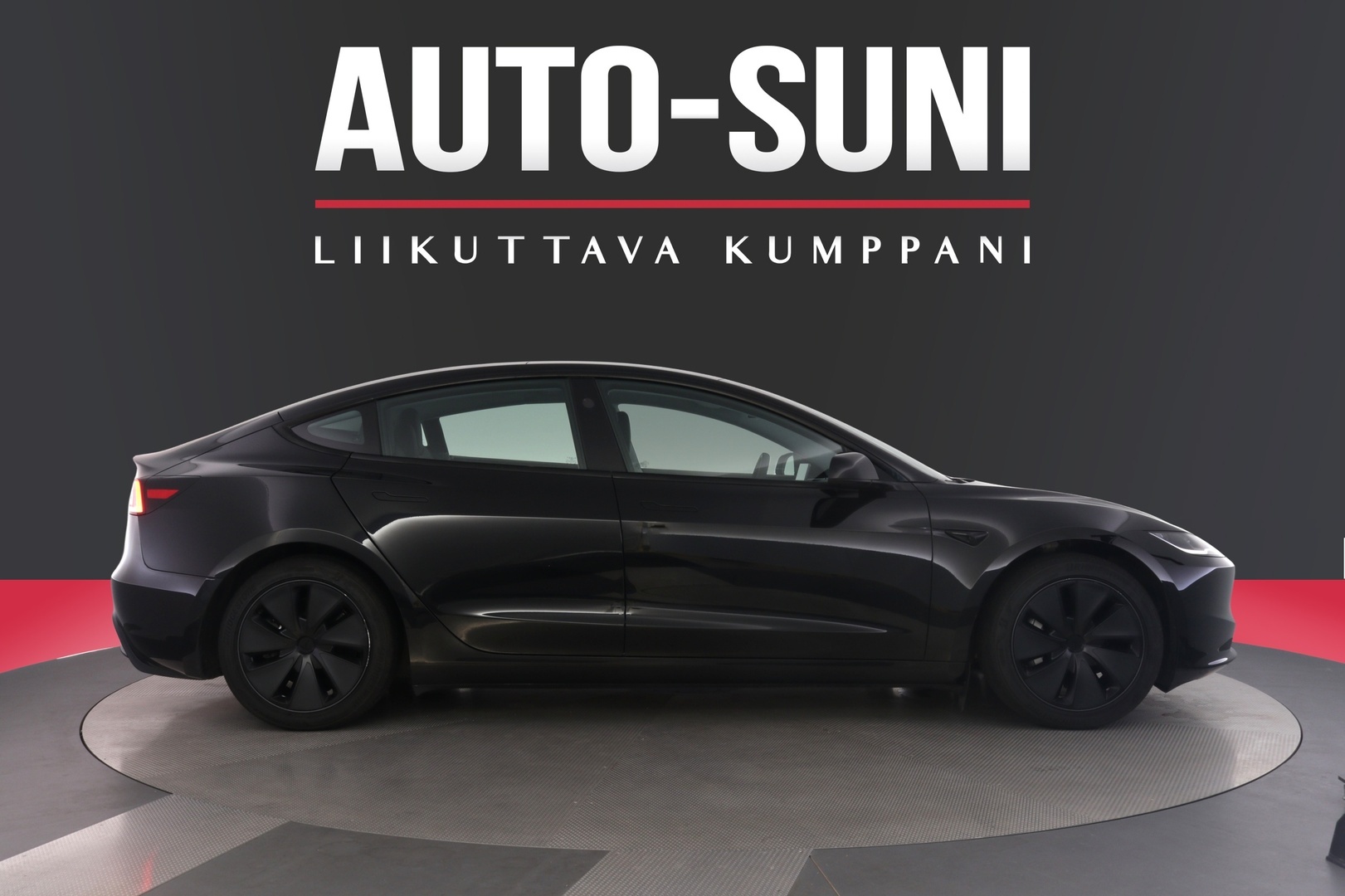 TESLA Model 3 2024