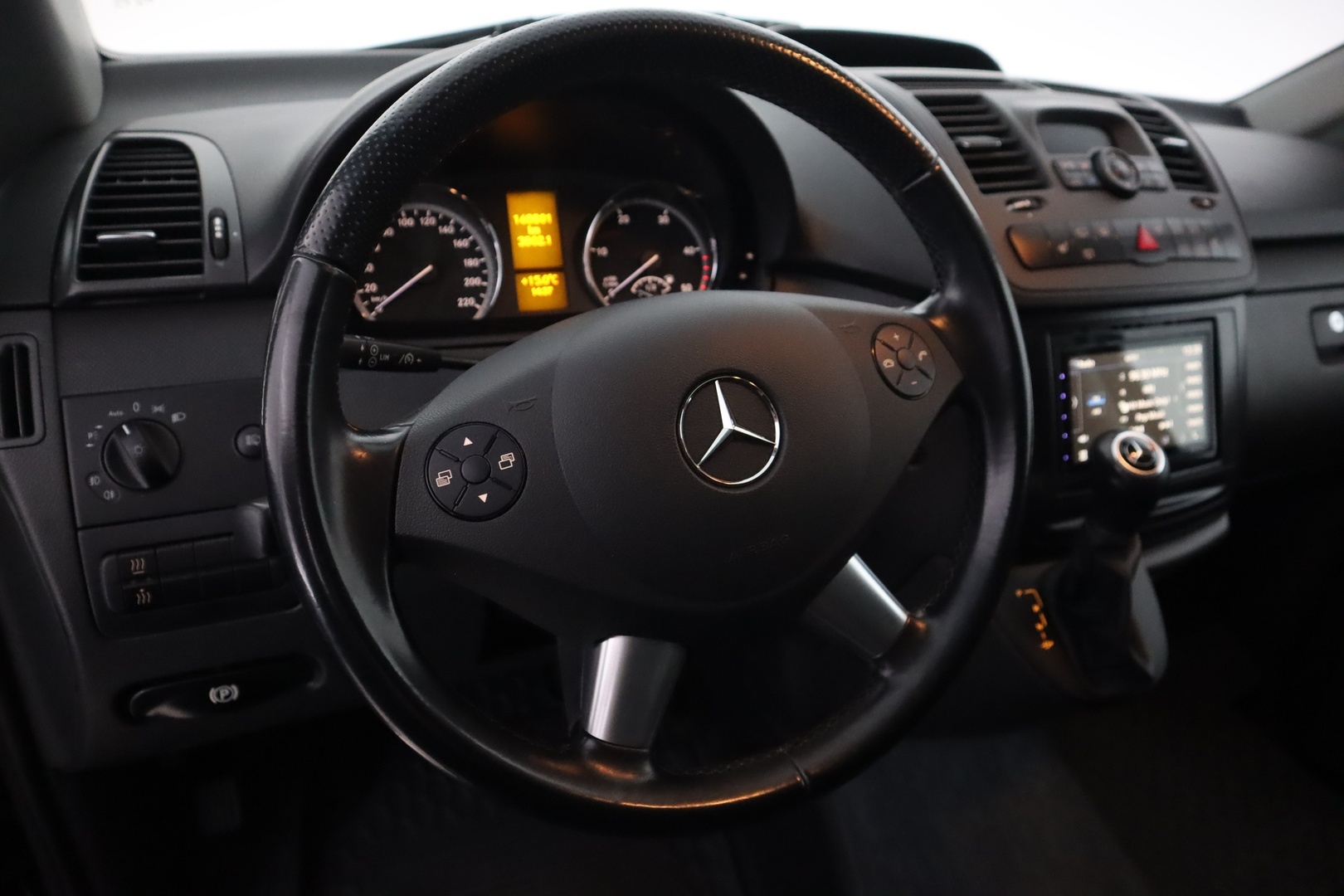 MERCEDES-BENZ Vito 2014