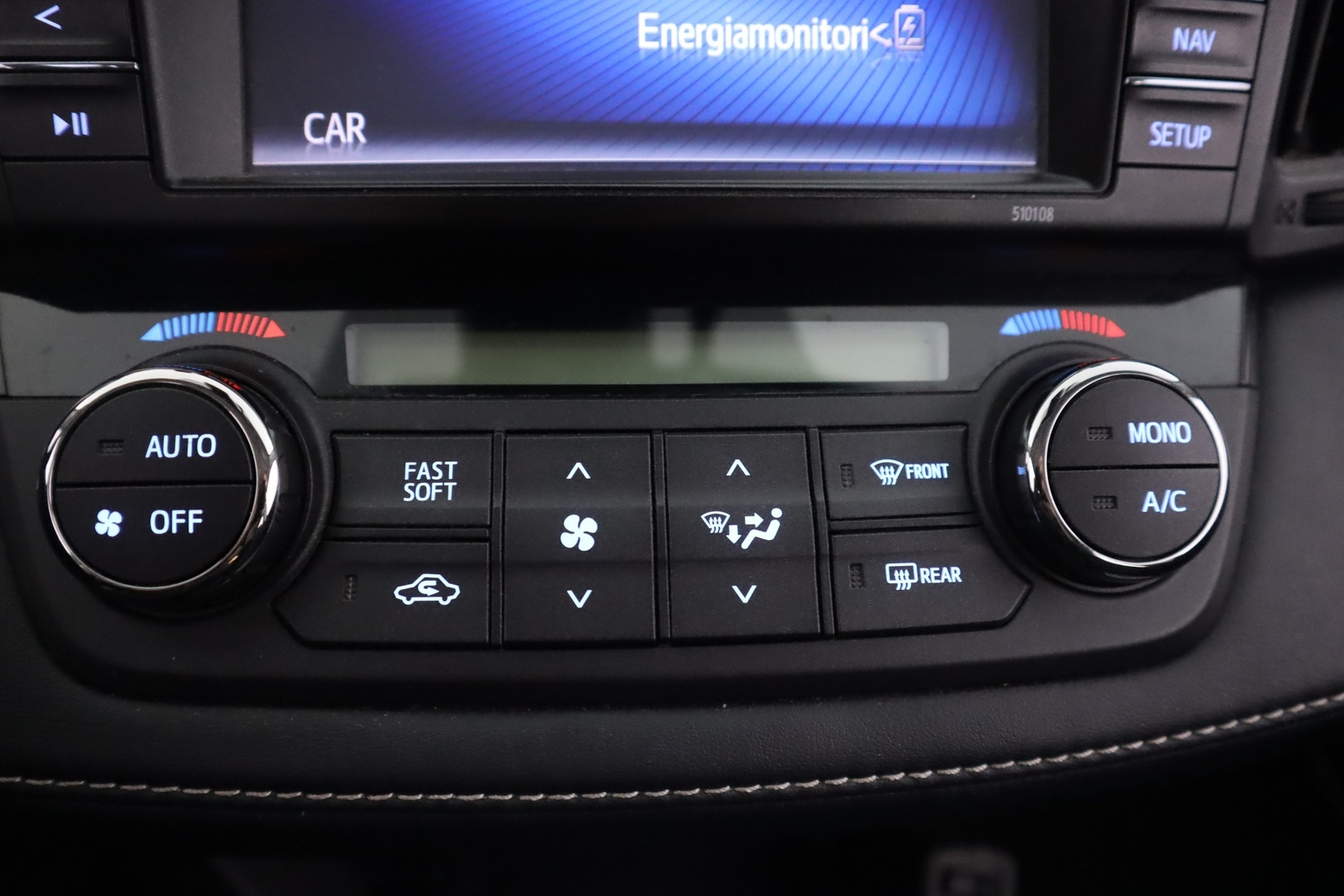 TOYOTA RAV4 2018