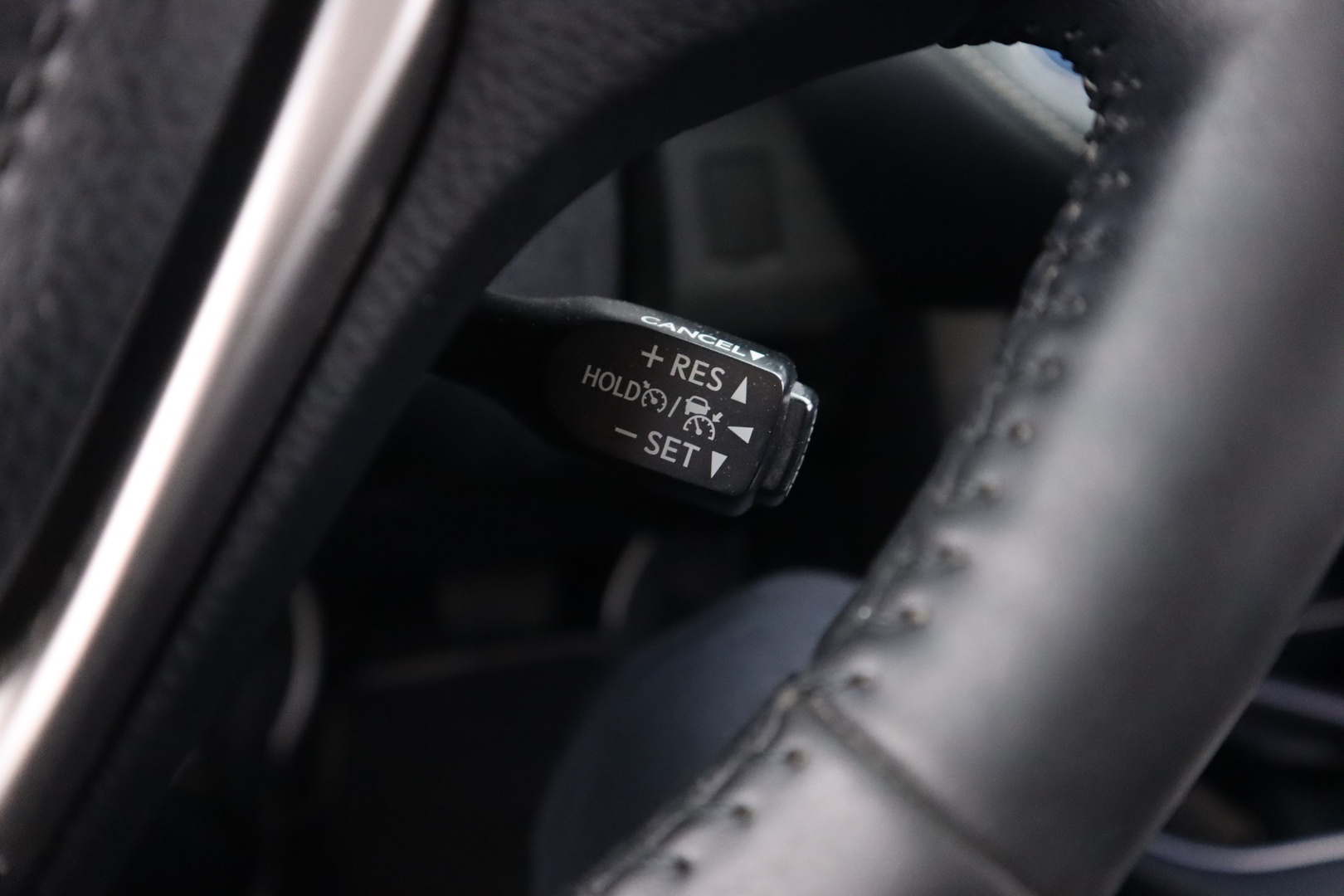 TOYOTA RAV4 2018