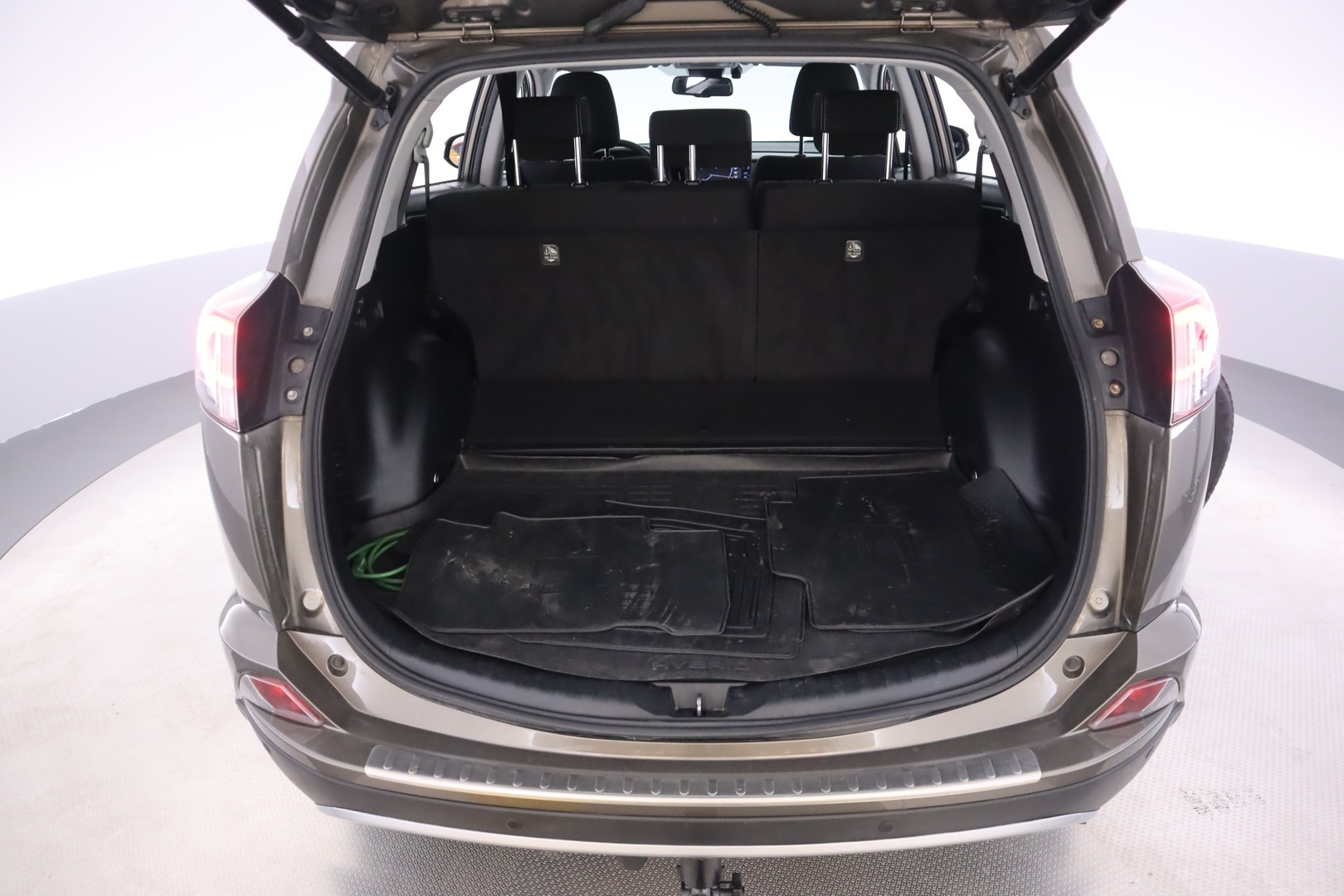 TOYOTA RAV4 2018
