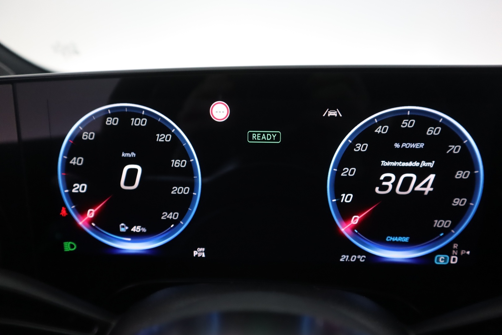 MERCEDES-BENZ CLA 2026