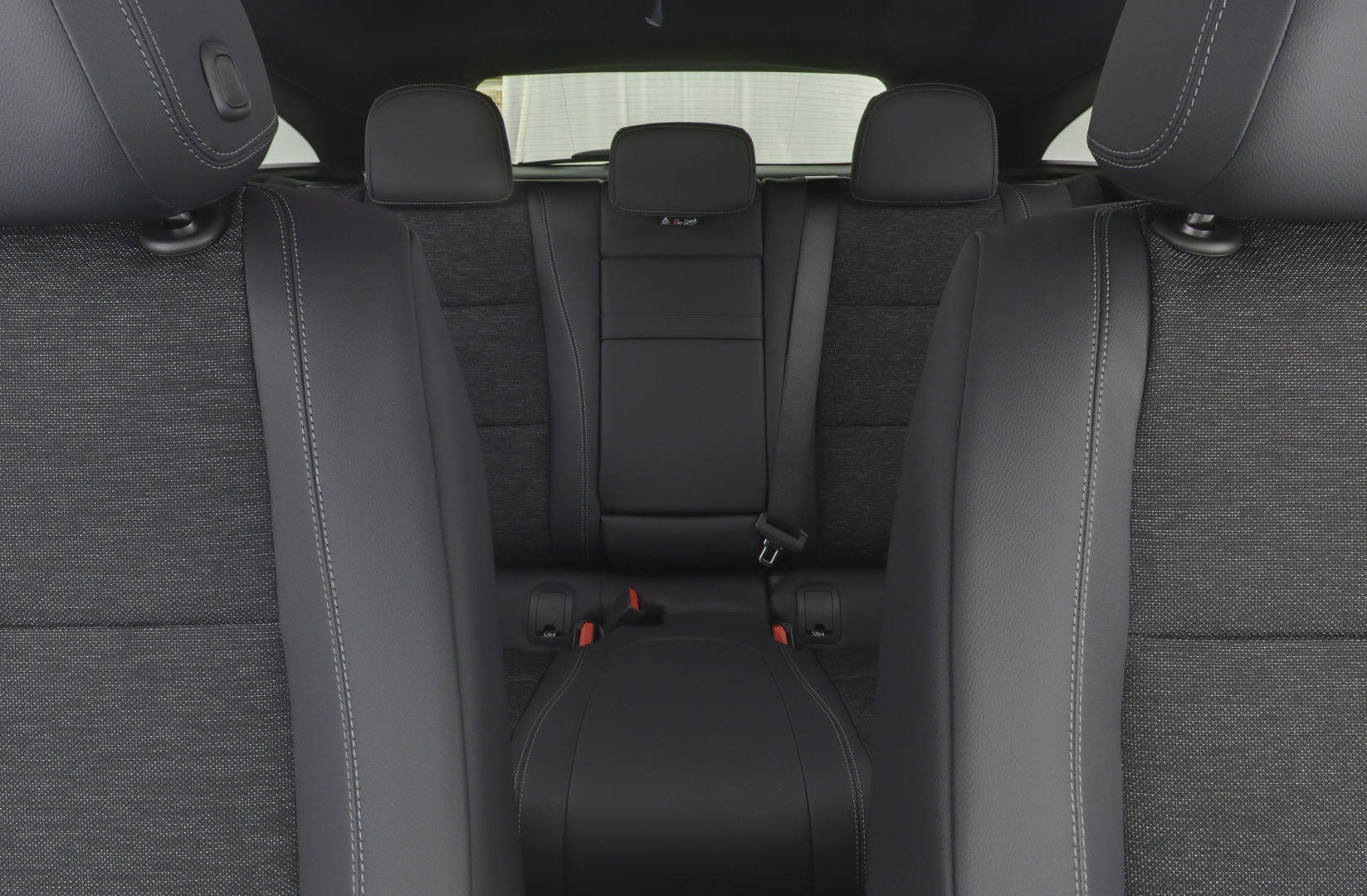 MERCEDES-BENZ CLA 2026