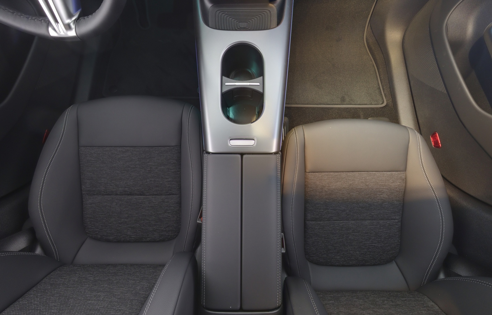 MERCEDES-BENZ CLA 2026