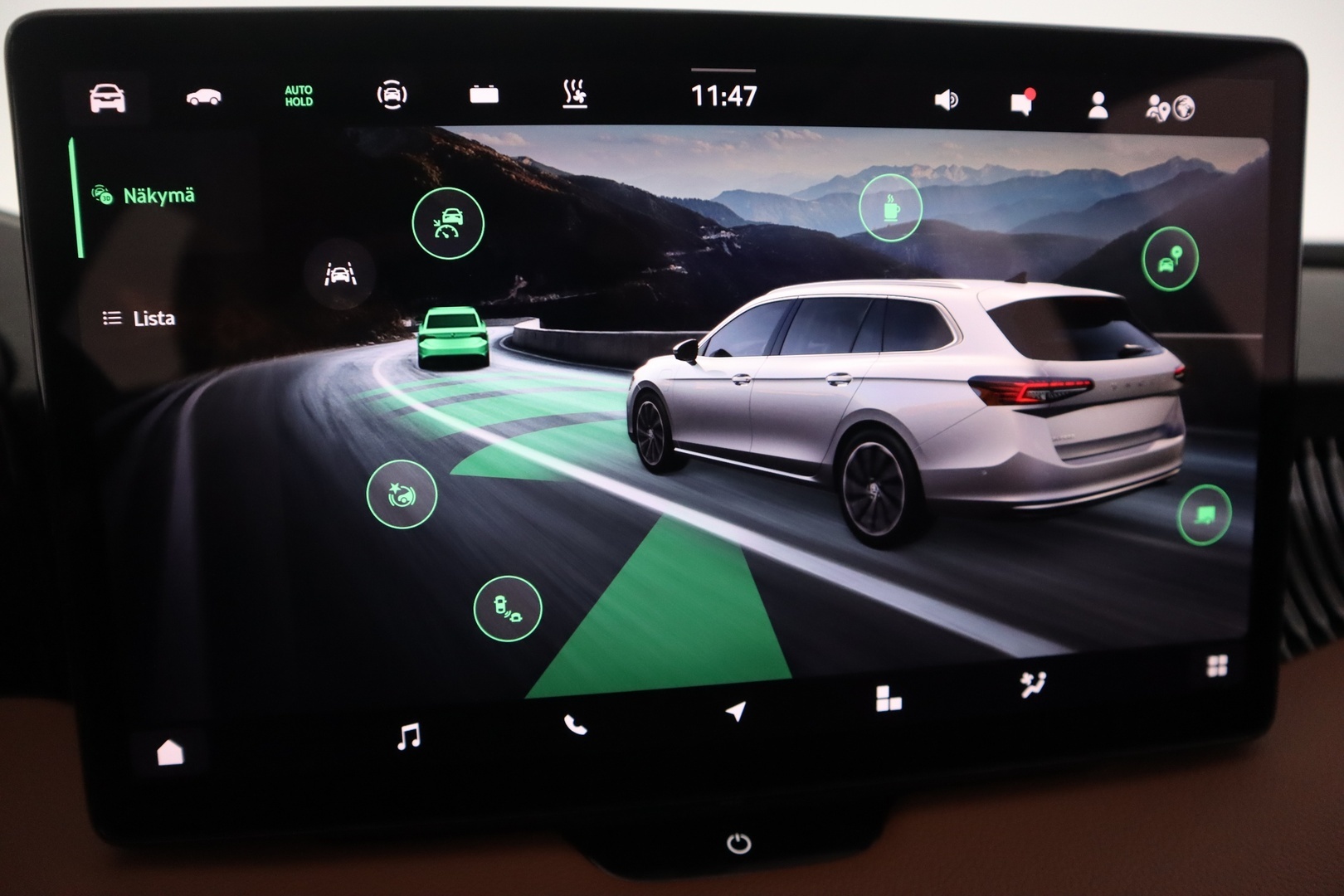 SKODA Superb 2025