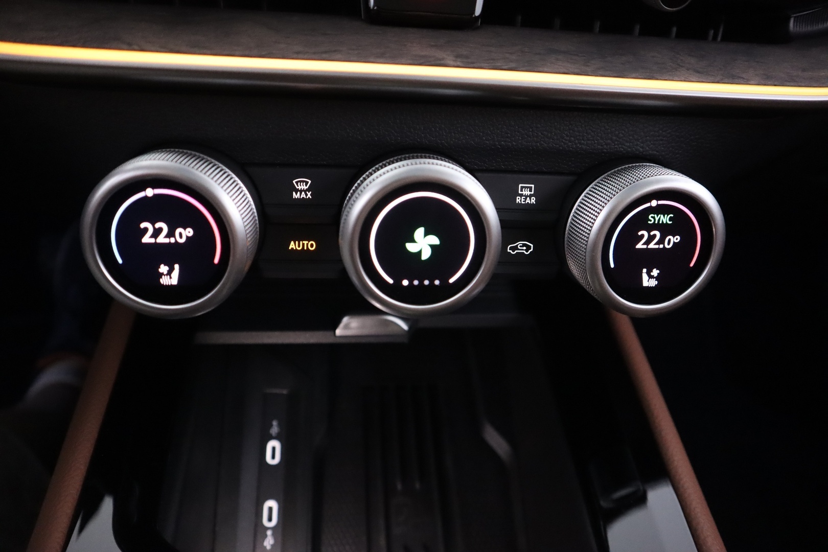 SKODA Superb 2025