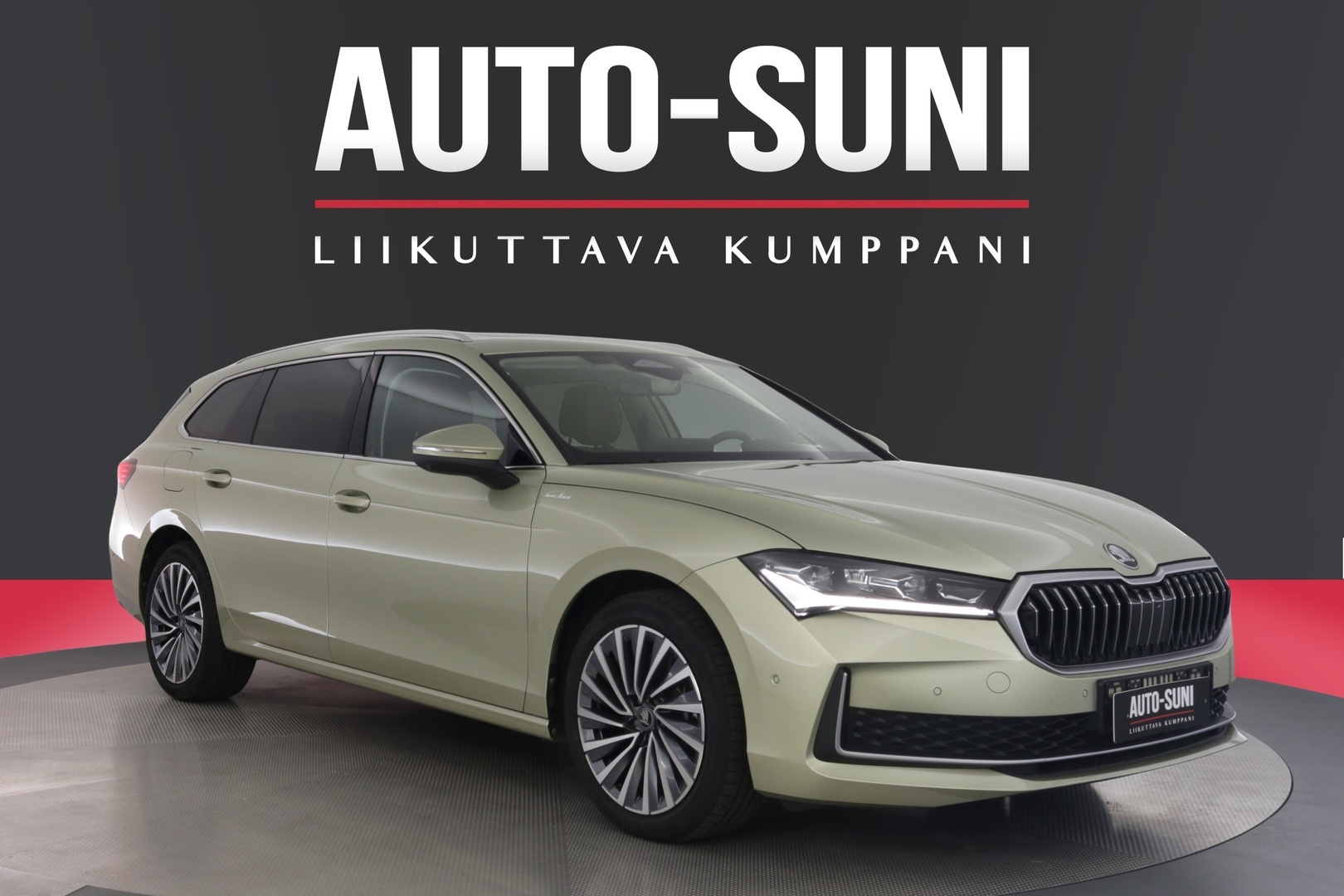 SKODA Superb 2025