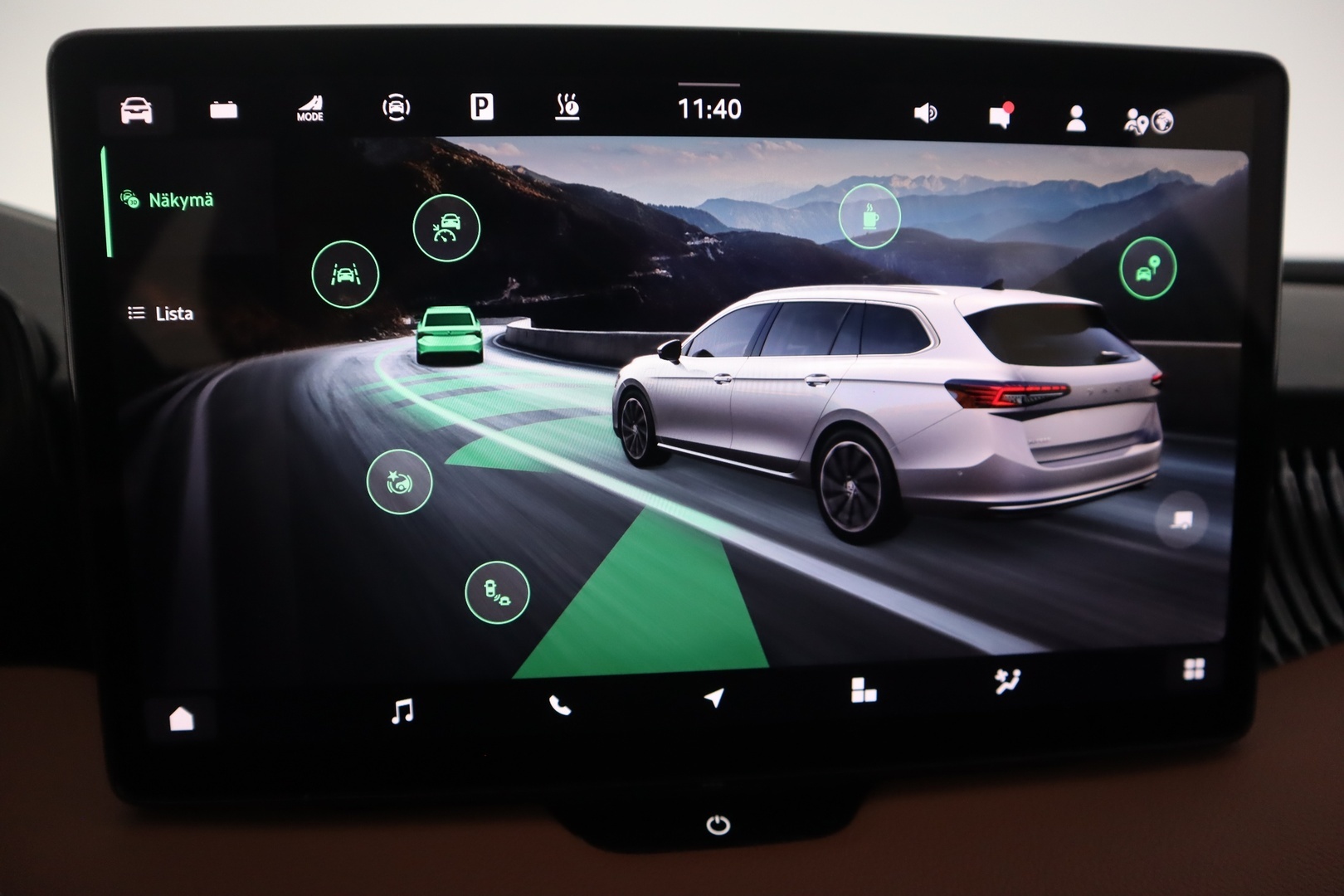 SKODA Superb 2025