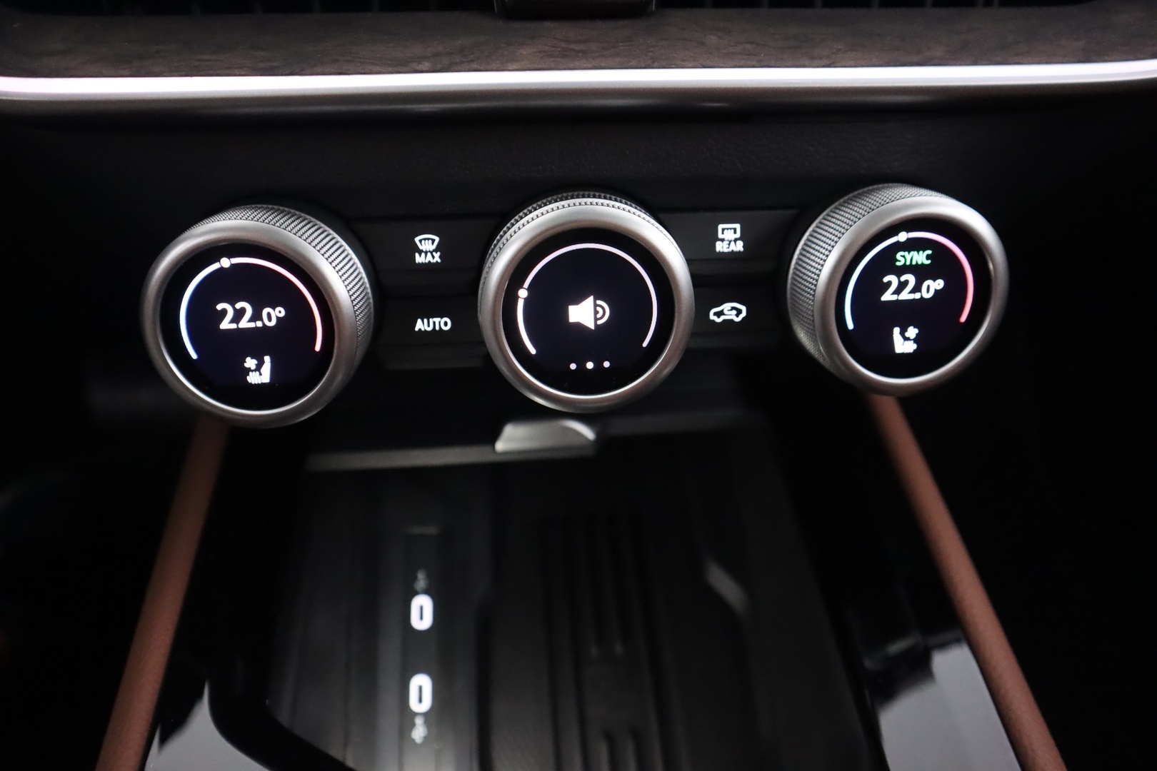 SKODA Superb 2025