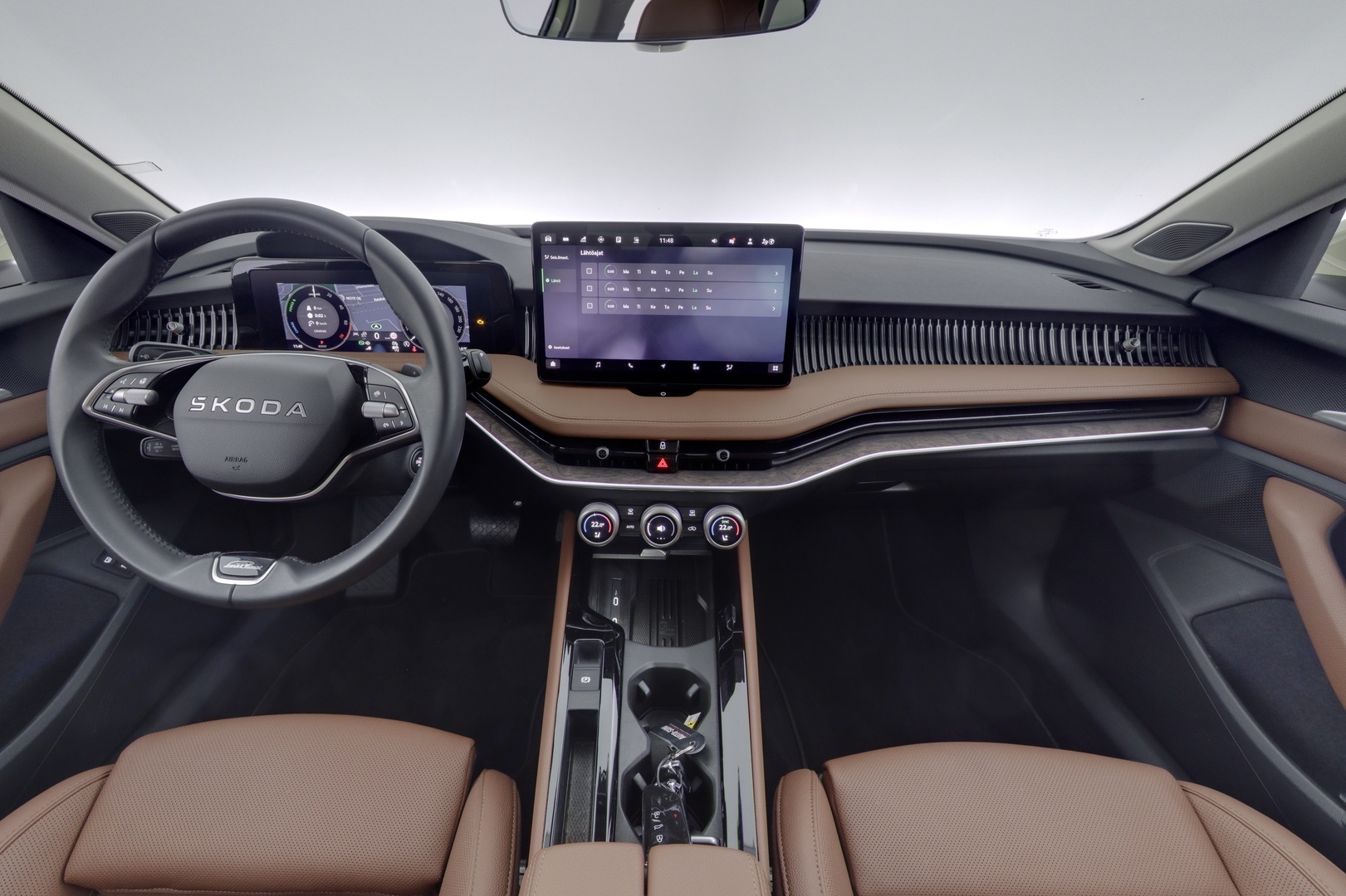 SKODA Superb 2025