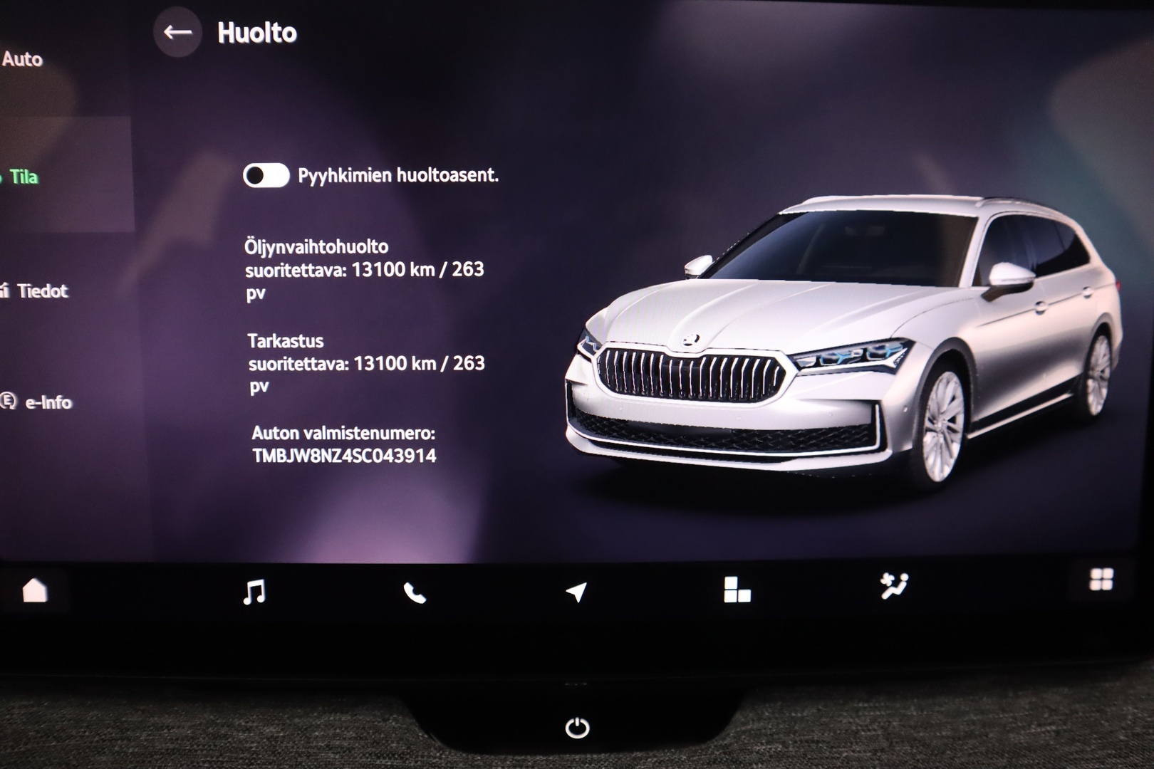 SKODA Superb 2025