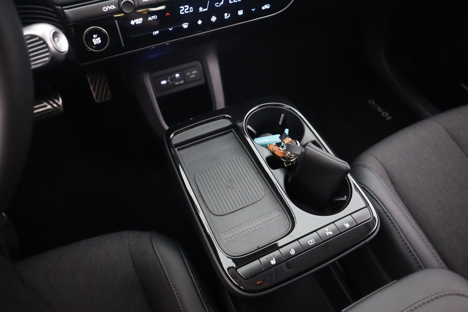 HYUNDAI IONIQ 5 14