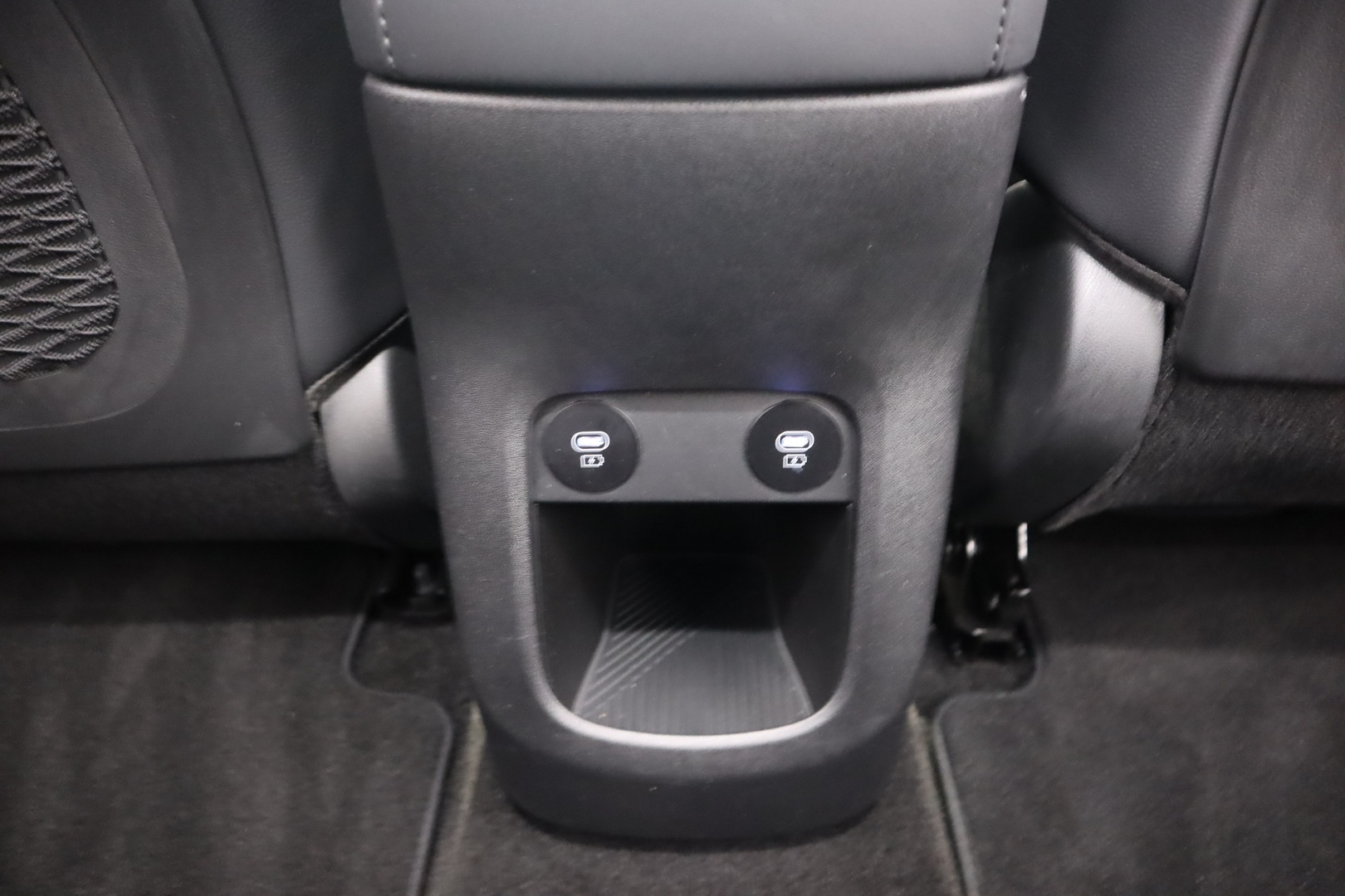 HYUNDAI IONIQ 5 27